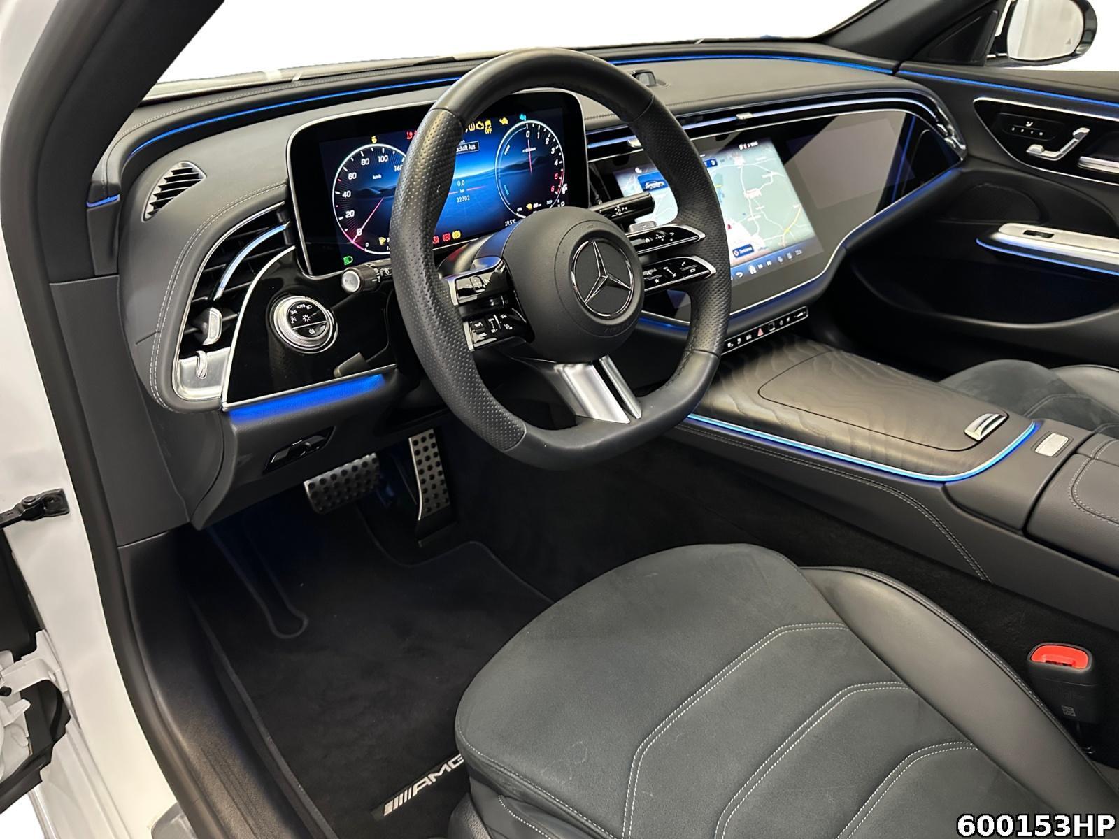 Fahrzeugabbildung Mercedes-Benz E 300 T AMG AHK Pano Digital-Light Superscr.