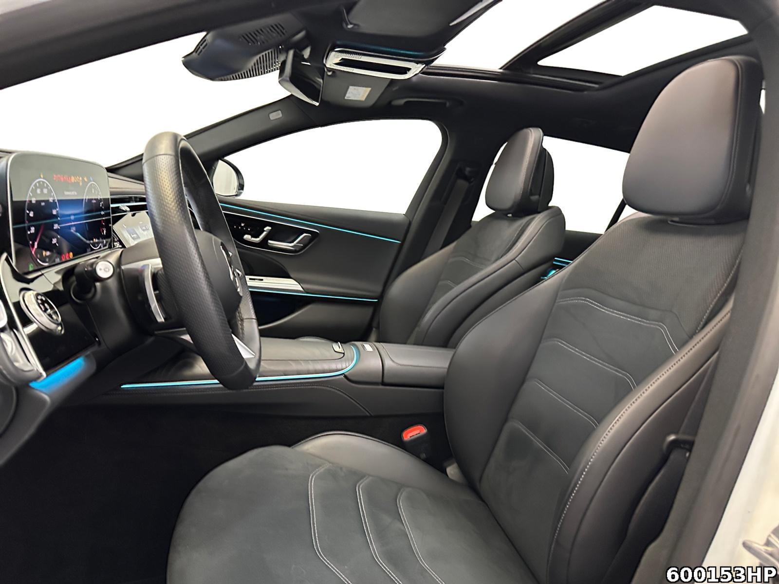 Fahrzeugabbildung Mercedes-Benz E 300 T AMG AHK Pano Digital-Light Superscr.