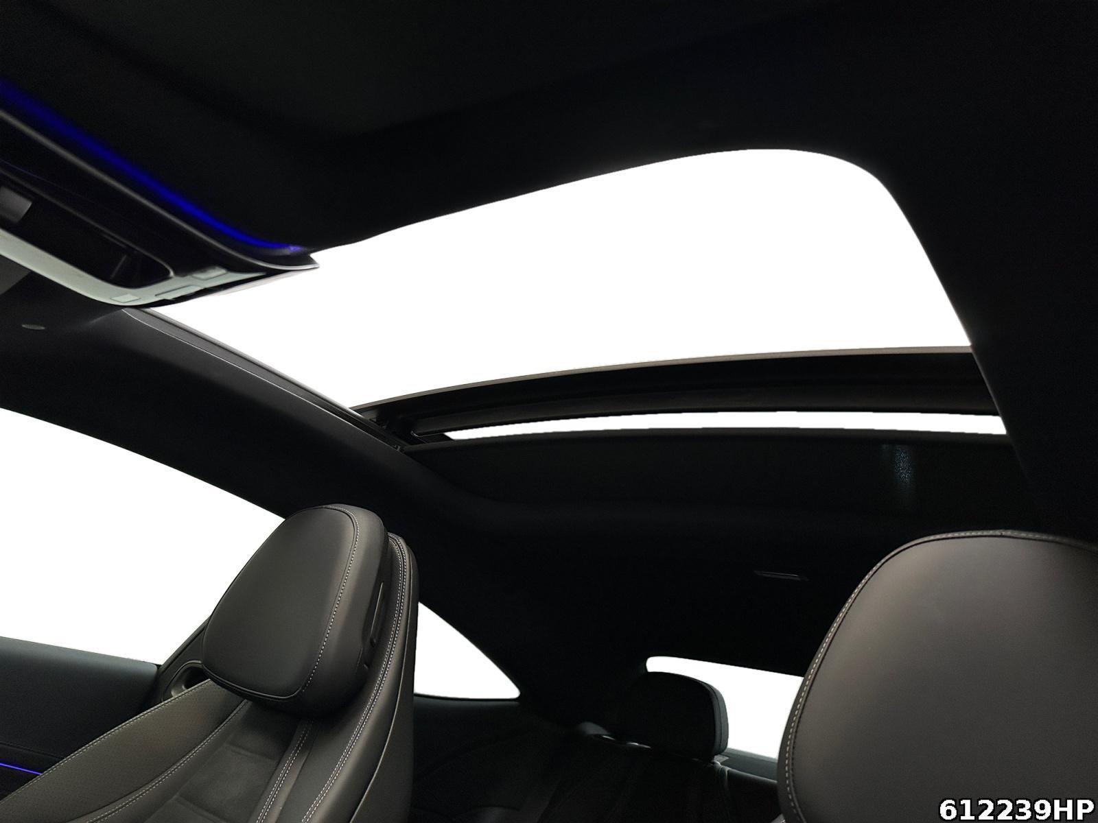 Fahrzeugabbildung Mercedes-Benz CLE 300 4M AMG Coupé PanoNight DistronicKeyless