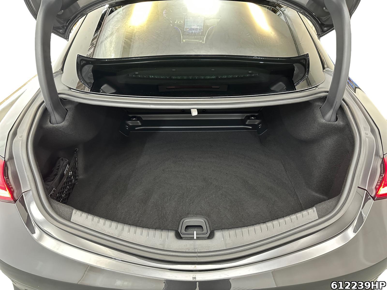 Fahrzeugabbildung Mercedes-Benz CLE 300 4M AMG Coupé PanoNight DistronicKeyless
