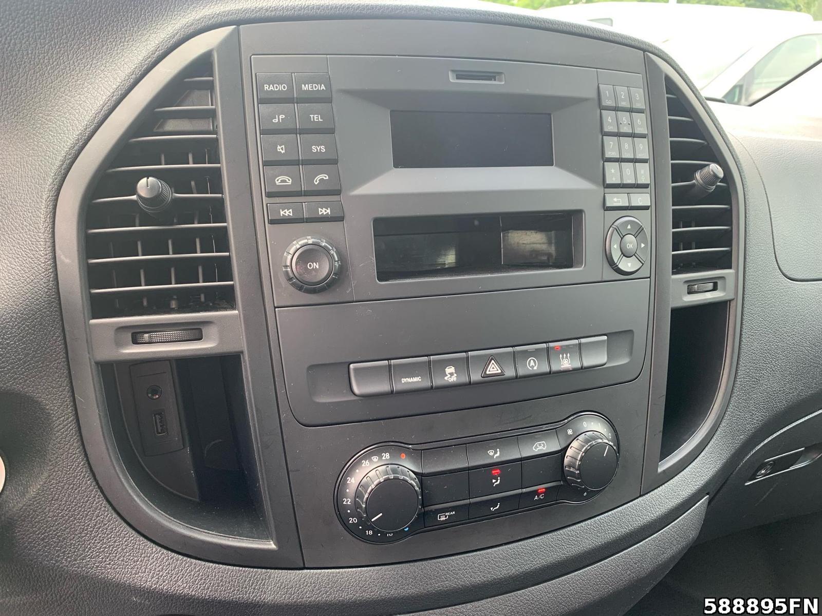 Fahrzeugabbildung Mercedes-Benz Vito 116 MIXTO XXL 4x4 *6 SITZE*KLIMA*STANDHEIZ*