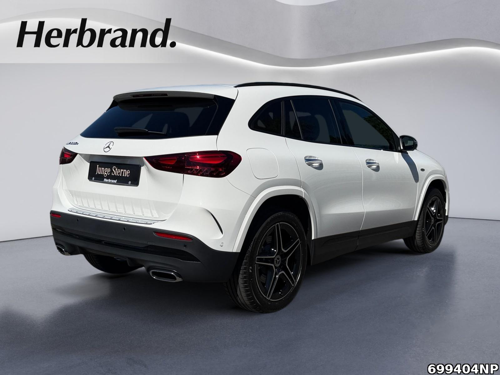 Fahrzeugabbildung Mercedes-Benz GLA 250 e AMG AHK Pano HUD 360° Sportsitz 19