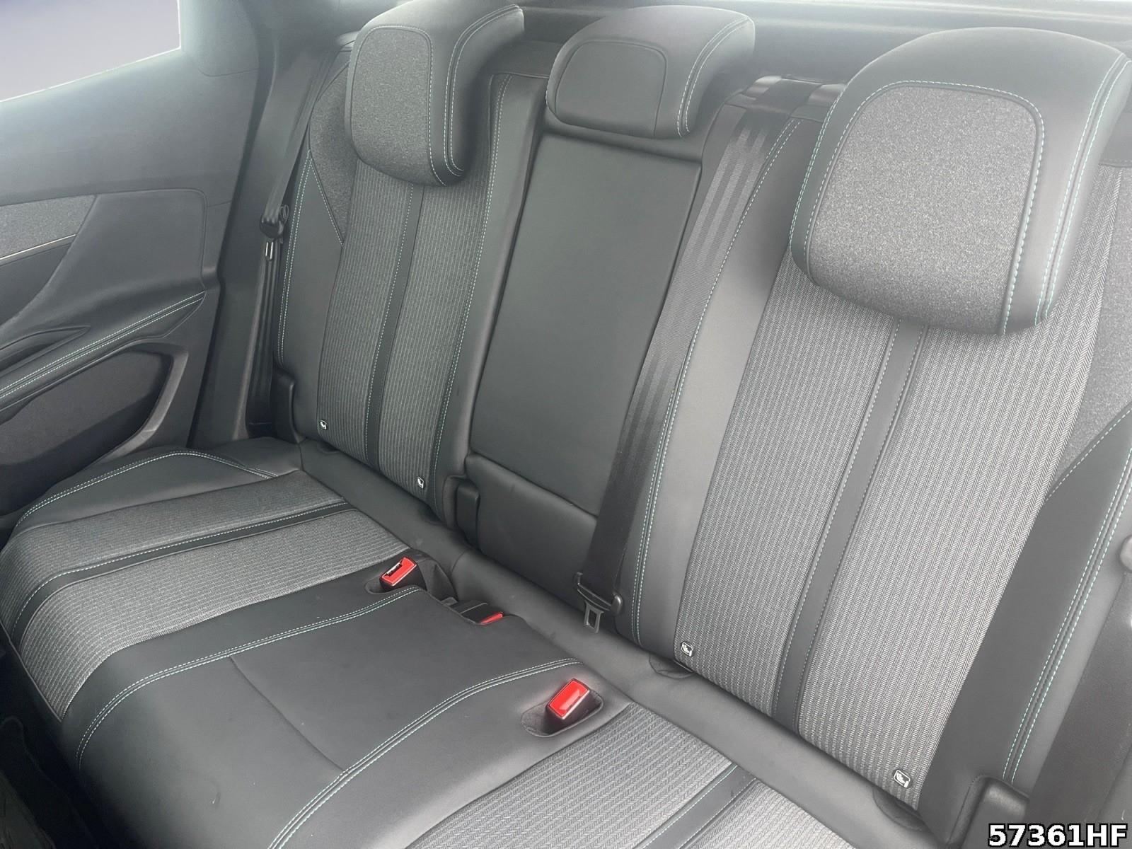 Fahrzeugabbildung Peugeot 3008 Allure Pack