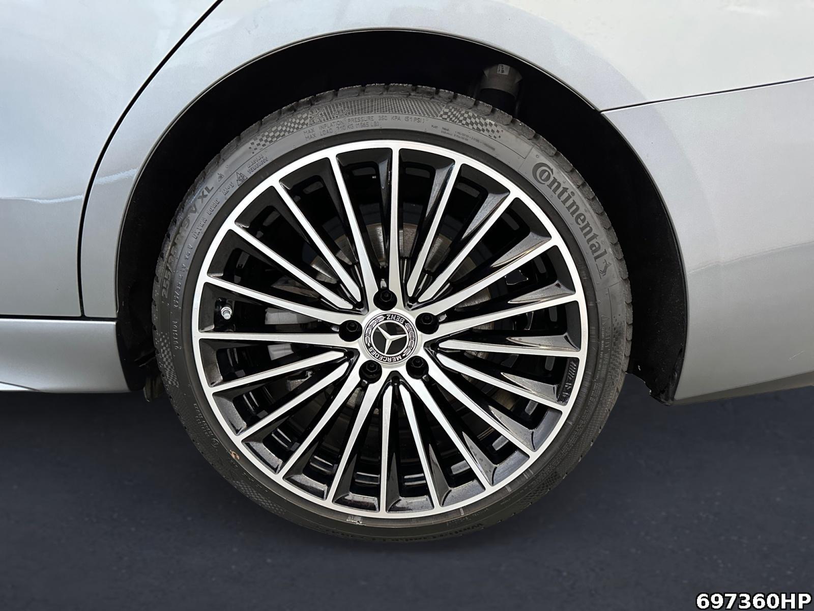 Fahrzeugabbildung Mercedes-Benz C 300 d T AMG Night DIGITAL LIGHT DISTRONIC 360°