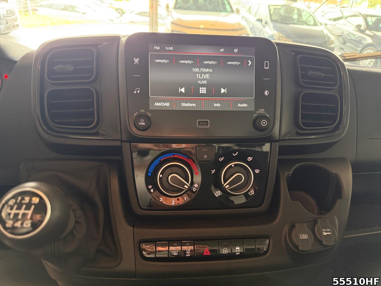Fahrzeugabbildung Citroën Jumper NFZ L2H2 140 PS*Rückfahrkamera*Sensorhin