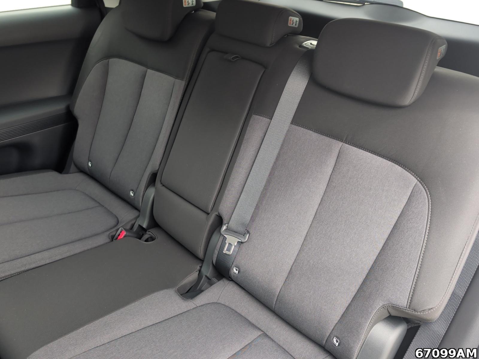 Fahrzeugabbildung Hyundai IONIQ 5 63 kWh CENTRIQ