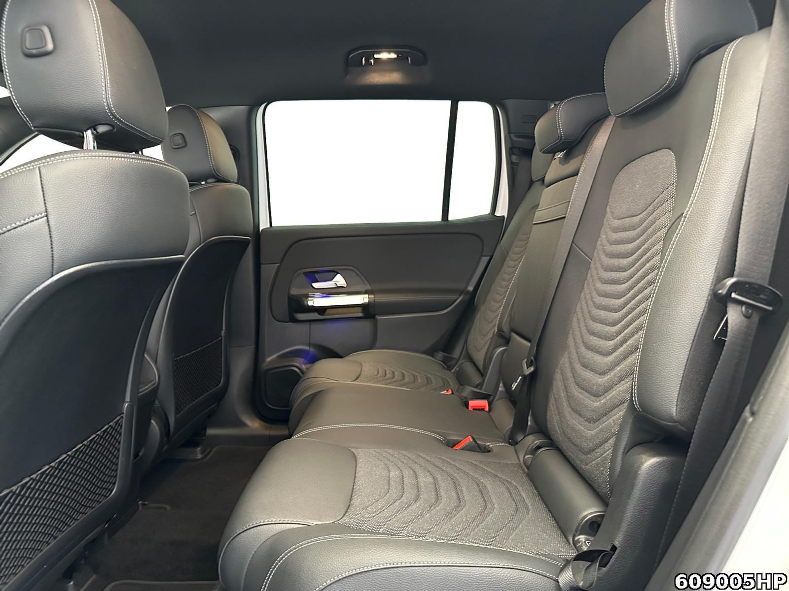 Fahrzeugabbildung Mercedes-Benz EQB Progressive Distronic Ambiente Kamera