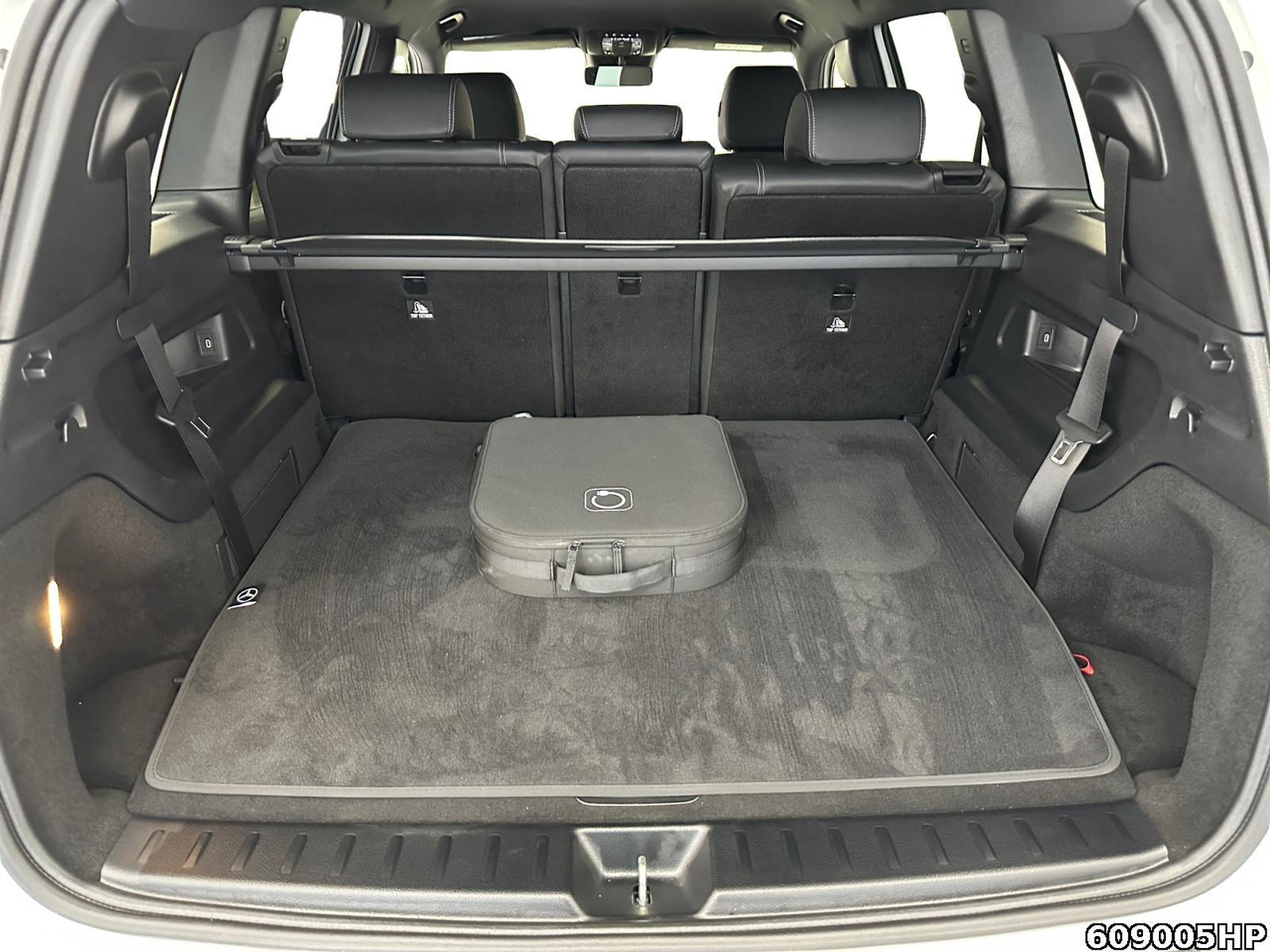 Fahrzeugabbildung Mercedes-Benz EQB Progressive Distronic Ambiente Kamera