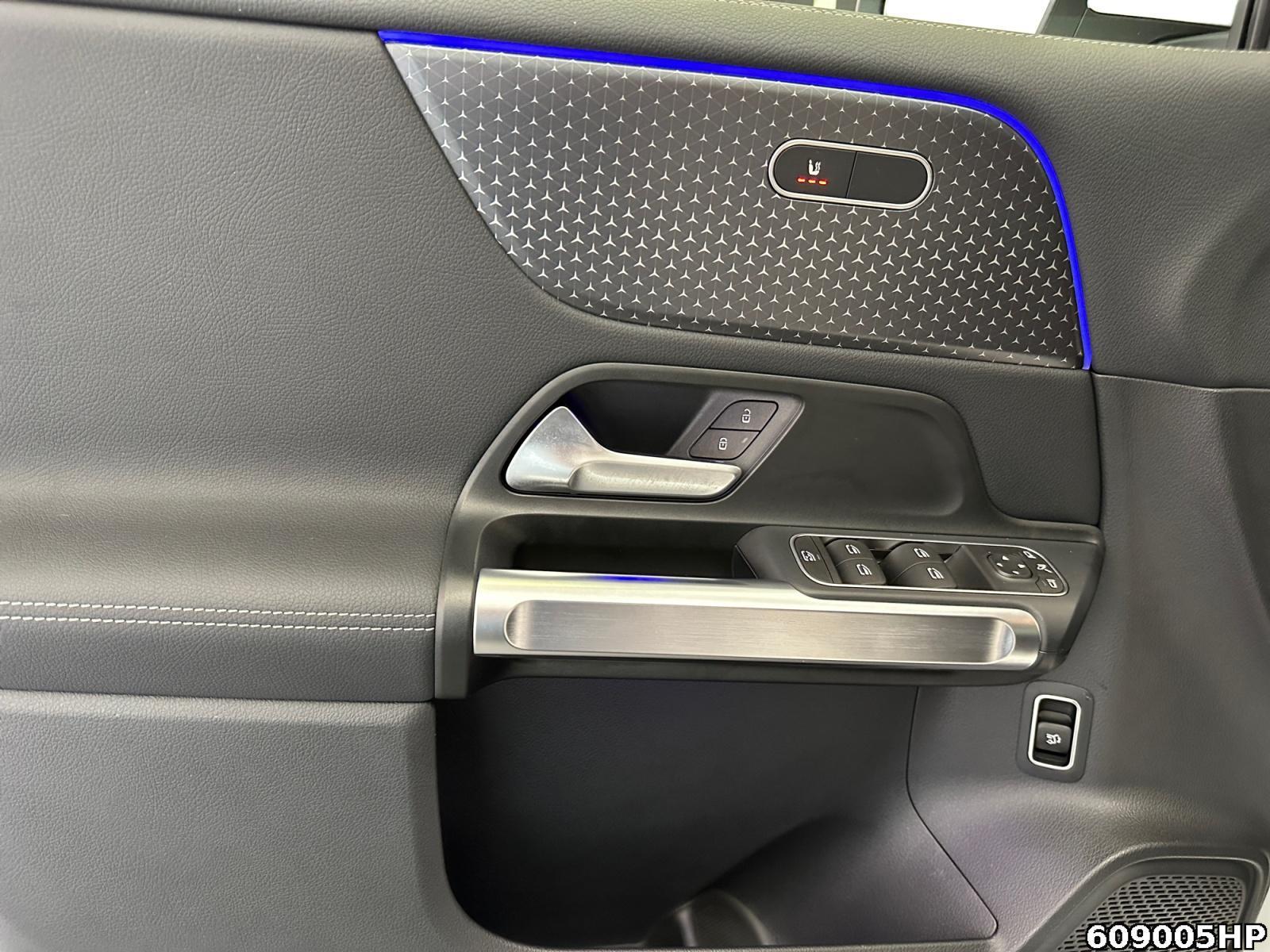 Fahrzeugabbildung Mercedes-Benz EQB Progressive Distronic Ambiente Kamera