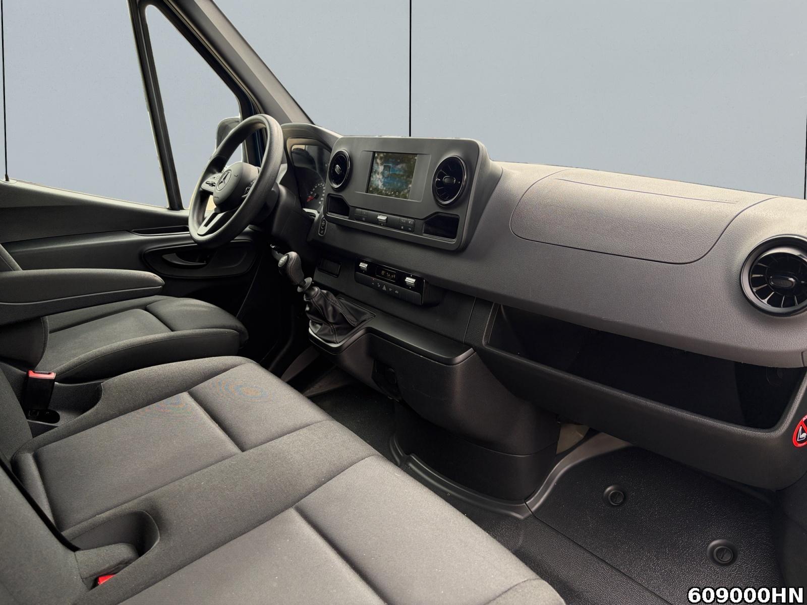 Fahrzeugabbildung Mercedes-Benz Sprinter 314 CDI *DoKa*Ladebordwand*AHK*Klima*
