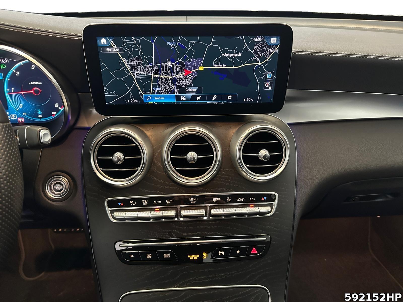 Fahrzeugabbildung Mercedes-Benz GLC 400 d 4M AMG Coupé Standheizung 360° Sound