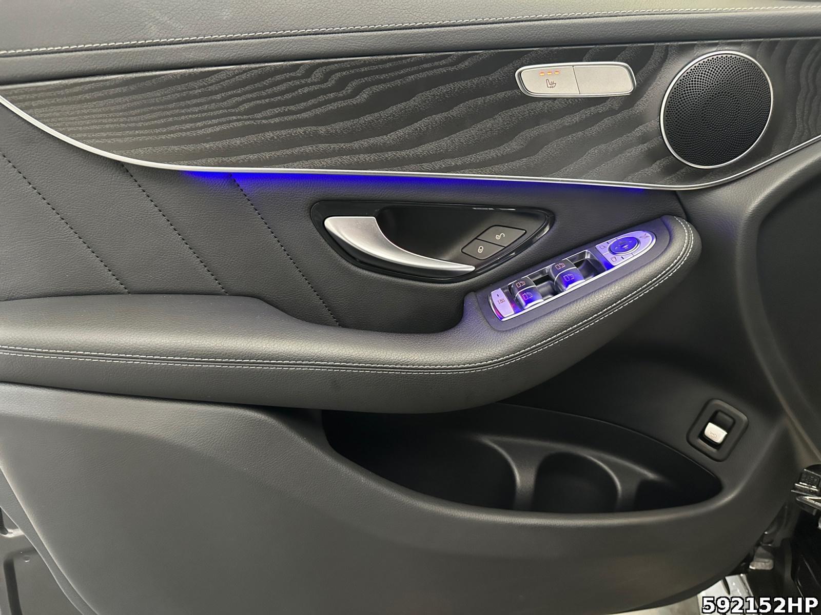 Fahrzeugabbildung Mercedes-Benz GLC 400 d 4M AMG Coupé Standheizung 360° Sound