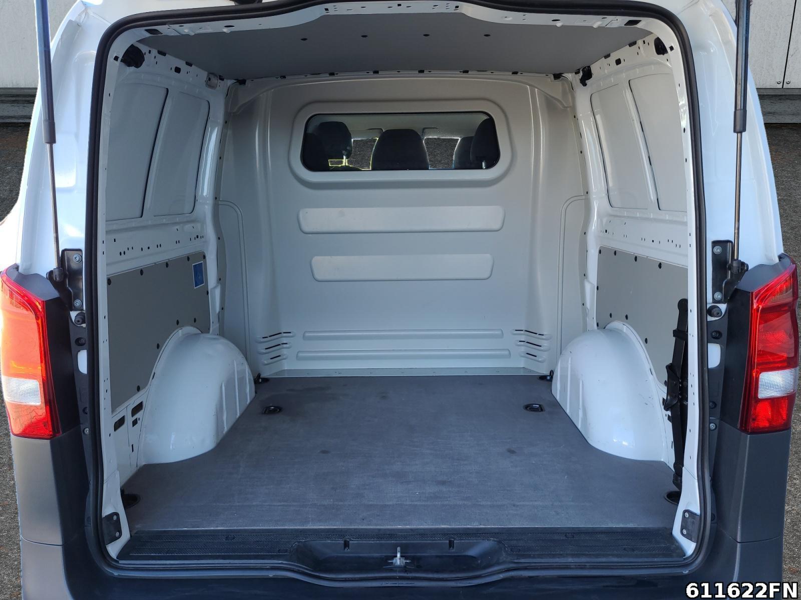 Fahrzeugabbildung Mercedes-Benz Vito 114 CDI lang*Mixto*Kamera*5-Sitz*MBUX*Temp