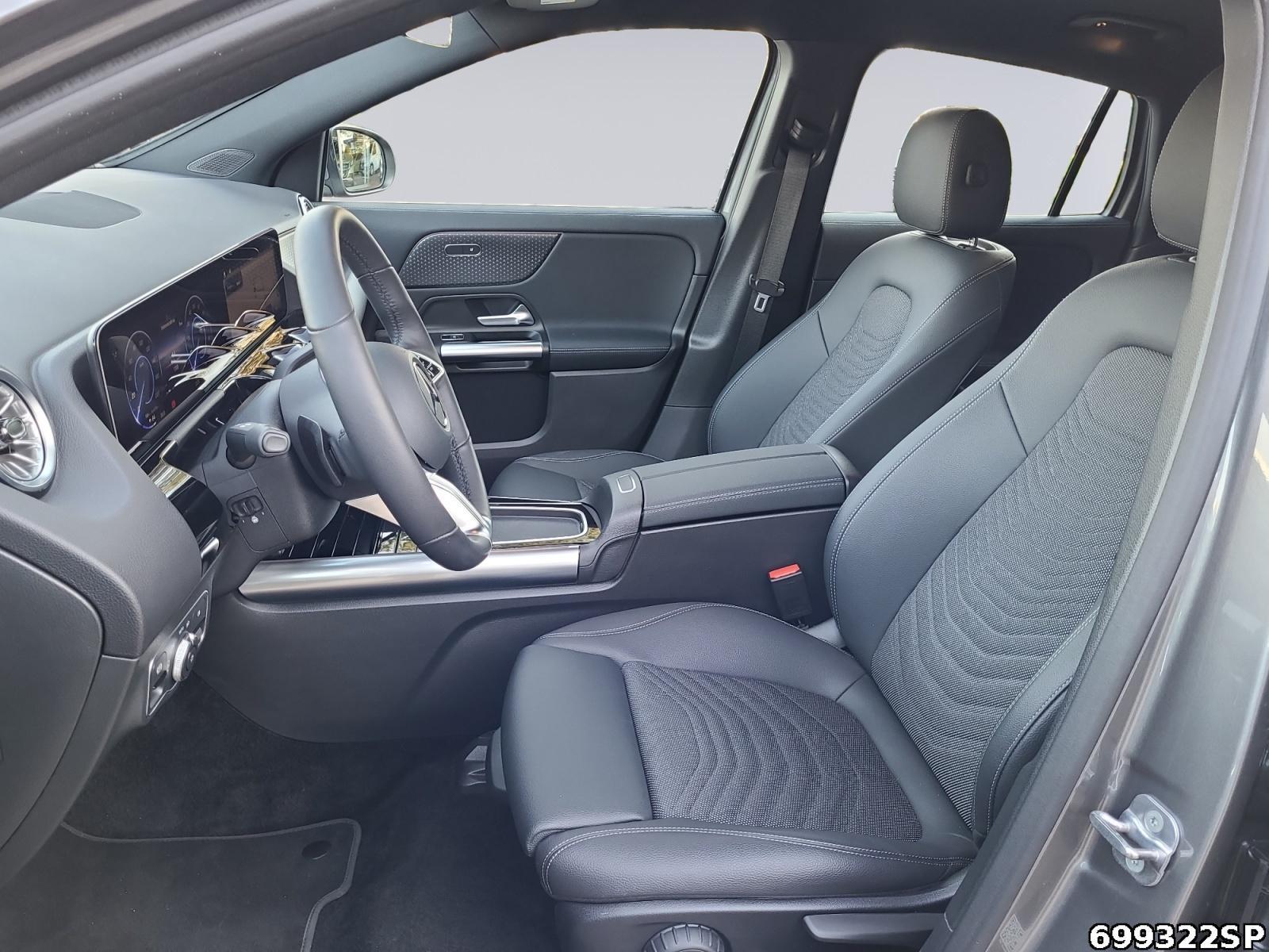 Fahrzeugabbildung Mercedes-Benz EQA 4M Progressive LED 18