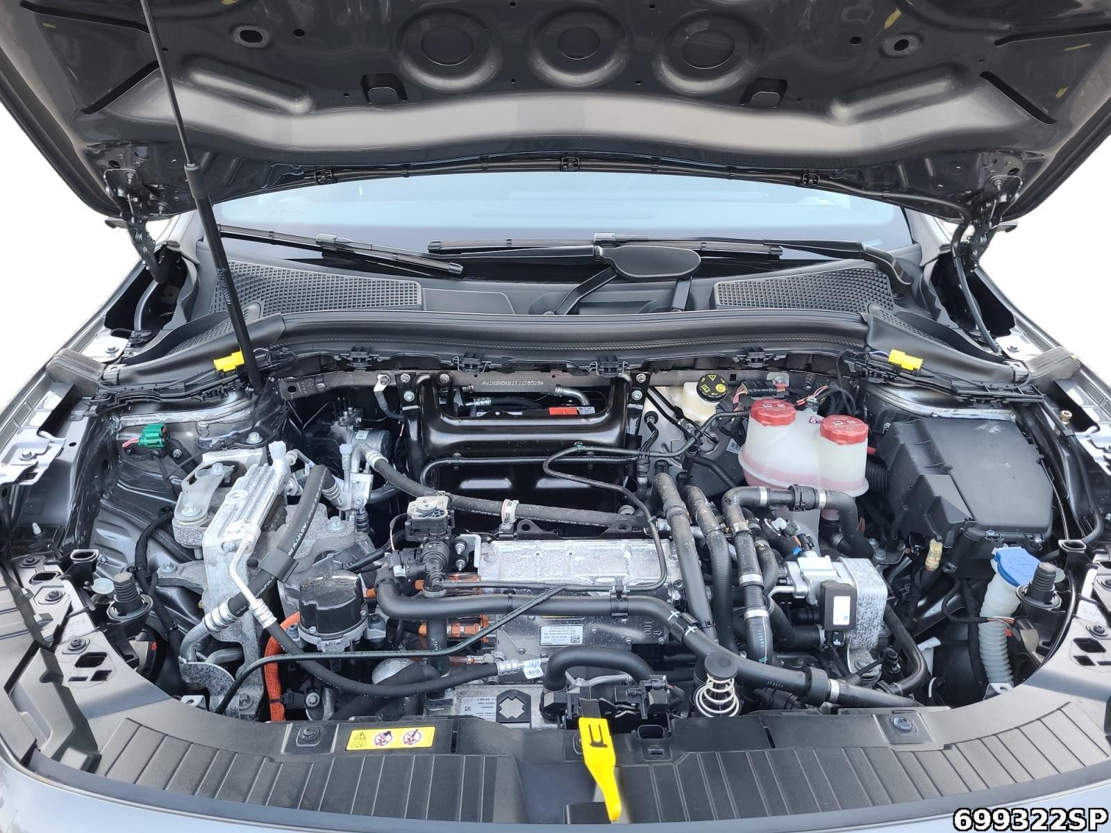 Fahrzeugabbildung Mercedes-Benz EQA 4M Progressive LED 18