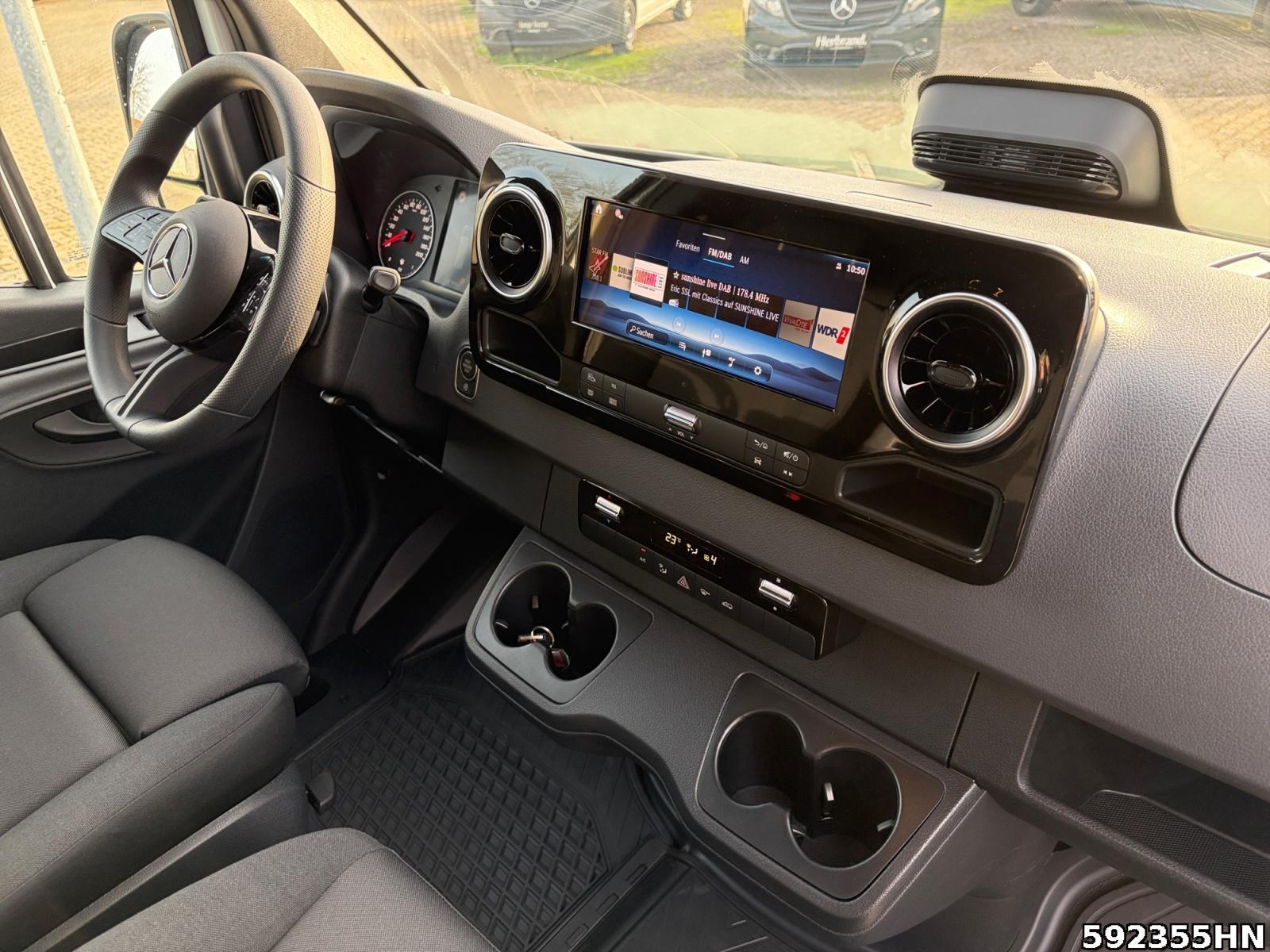 Fahrzeugabbildung Mercedes-Benz Sprinter 319 CDI