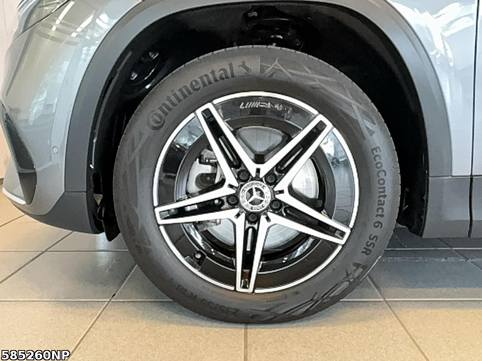 Fahrzeugabbildung Mercedes-Benz EQA AMG AHK Pano Kamera