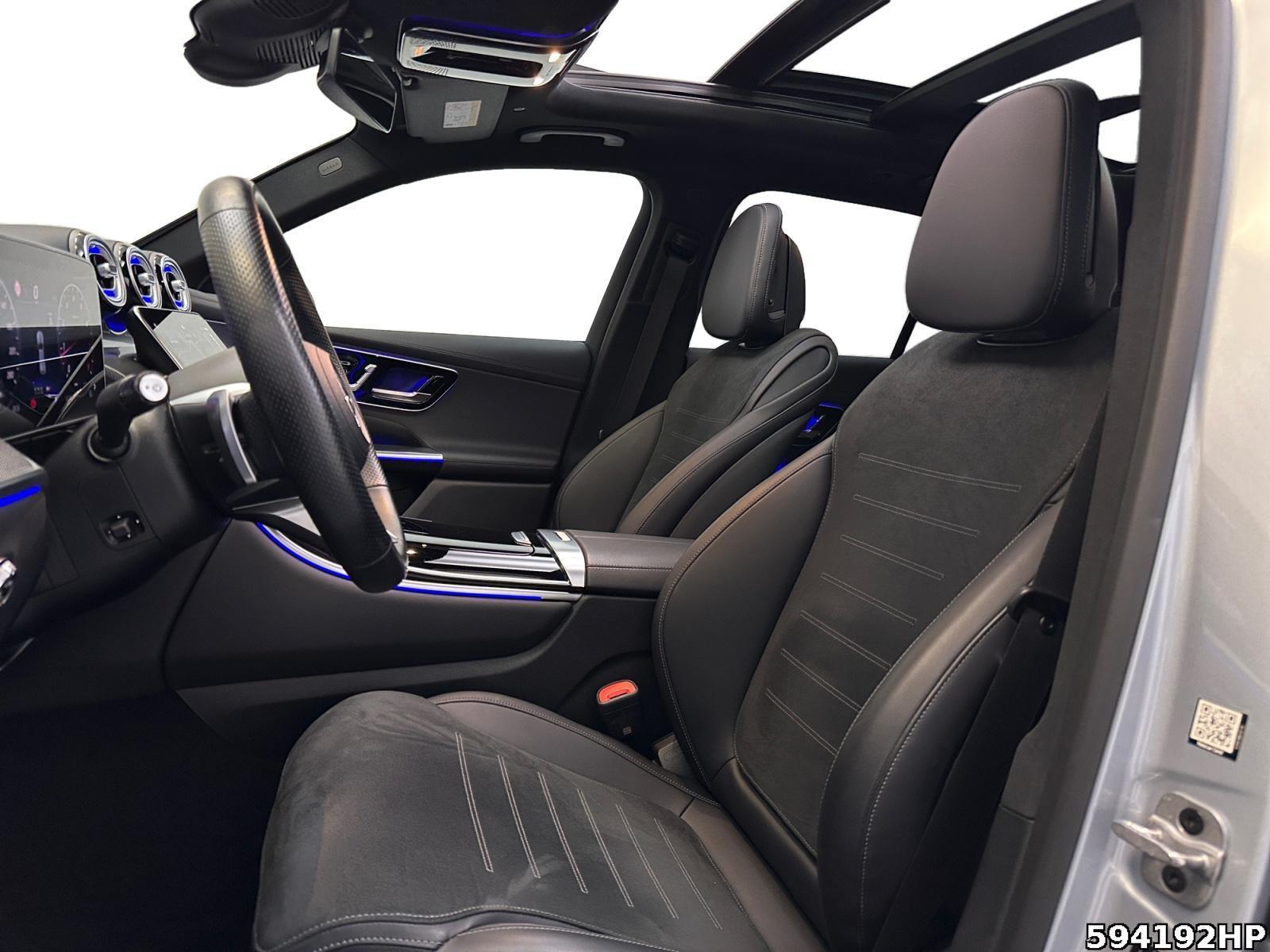 Fahrzeugabbildung Mercedes-Benz GLC 300 4M AMG Pano AHK Memory 20