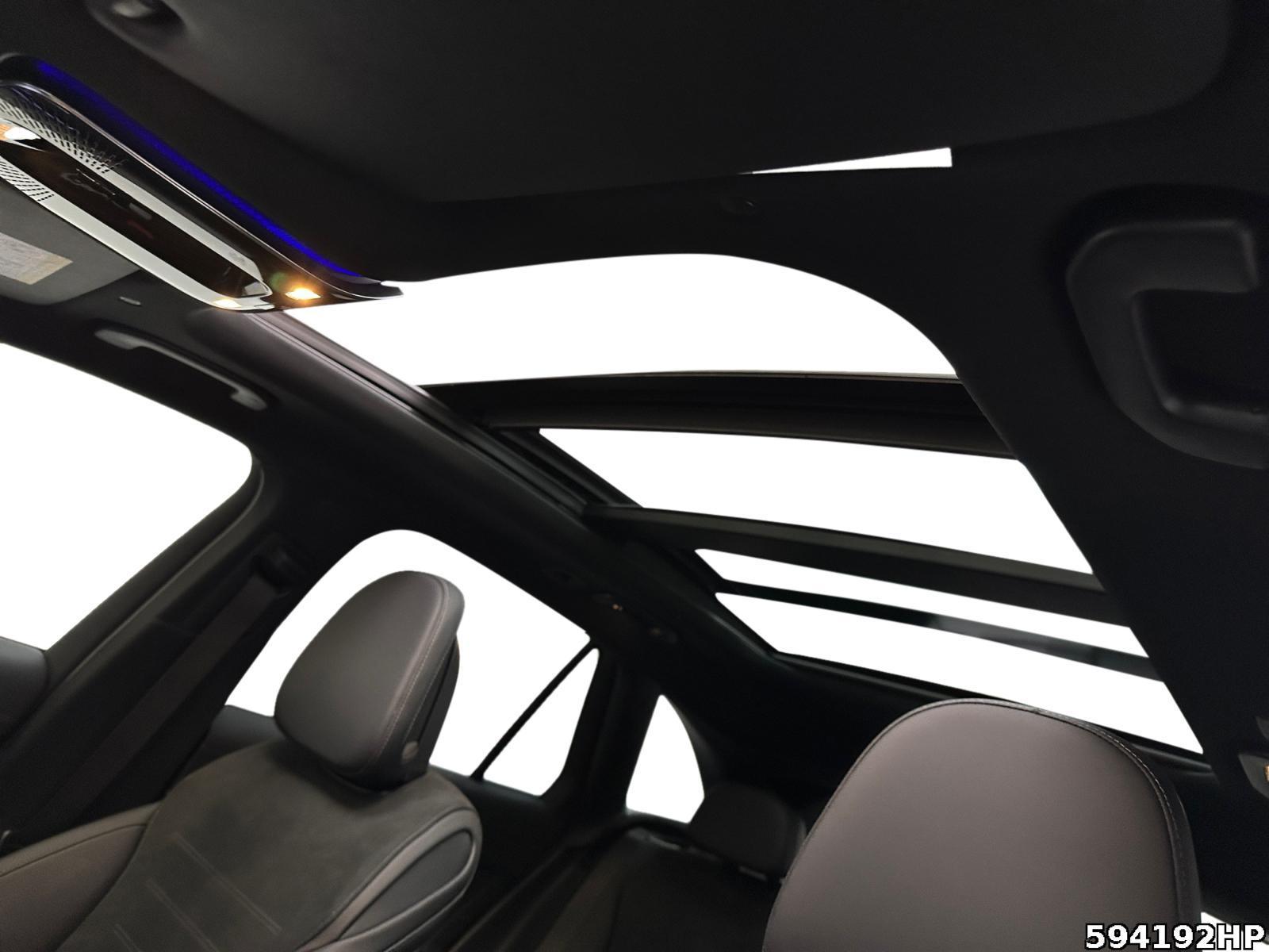 Fahrzeugabbildung Mercedes-Benz GLC 300 4M AMG Pano AHK Memory 20