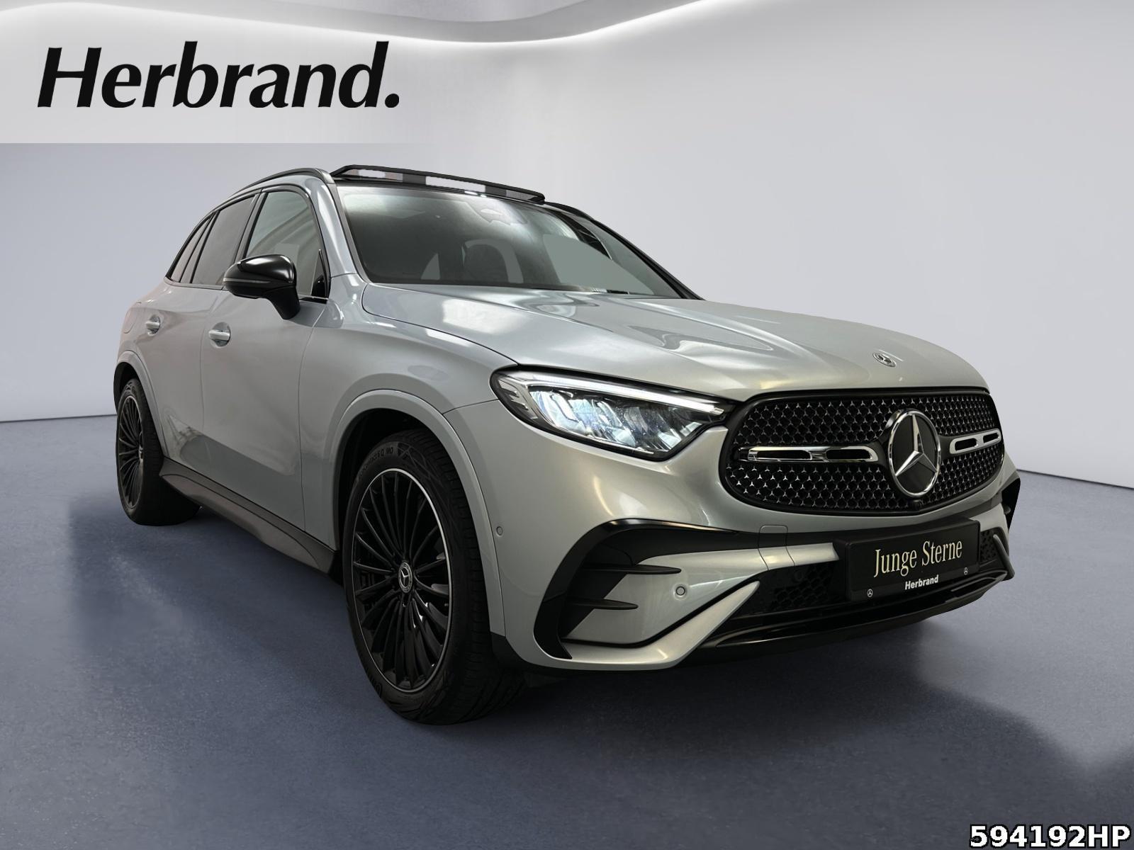 Fahrzeugabbildung Mercedes-Benz GLC 300 4M AMG Pano AHK Memory 20