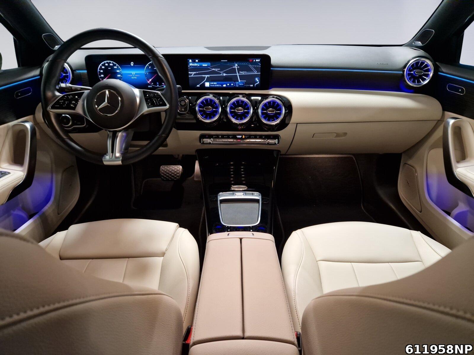 Fahrzeugabbildung Mercedes-Benz A 220 d Progressive AHK Burmester Standheizung