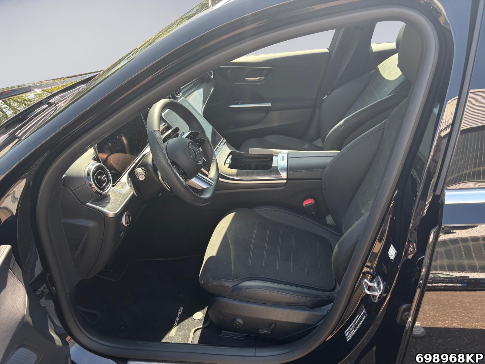 Fahrzeugabbildung Mercedes-Benz C 300 T AMG Fahrassistenz+ CarPlay AHK AdvSound