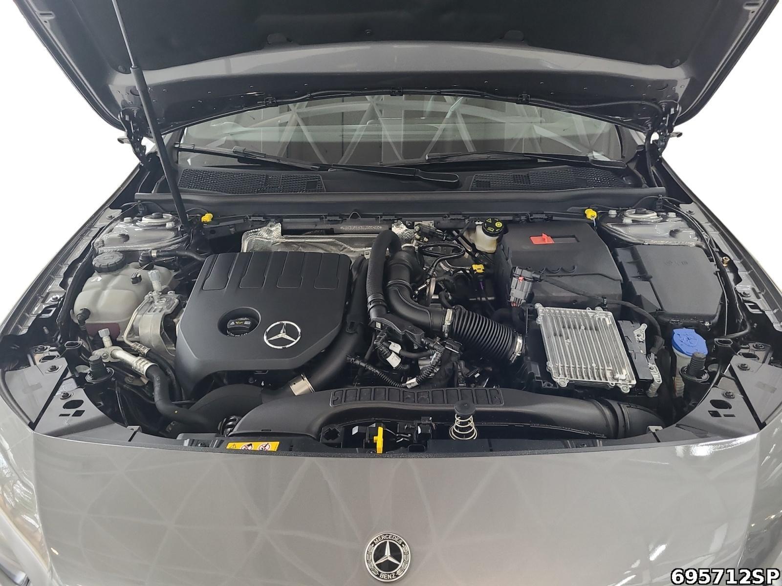 Fahrzeugabbildung Mercedes-Benz A 180 Progressive Limousine Widescreen Kamera