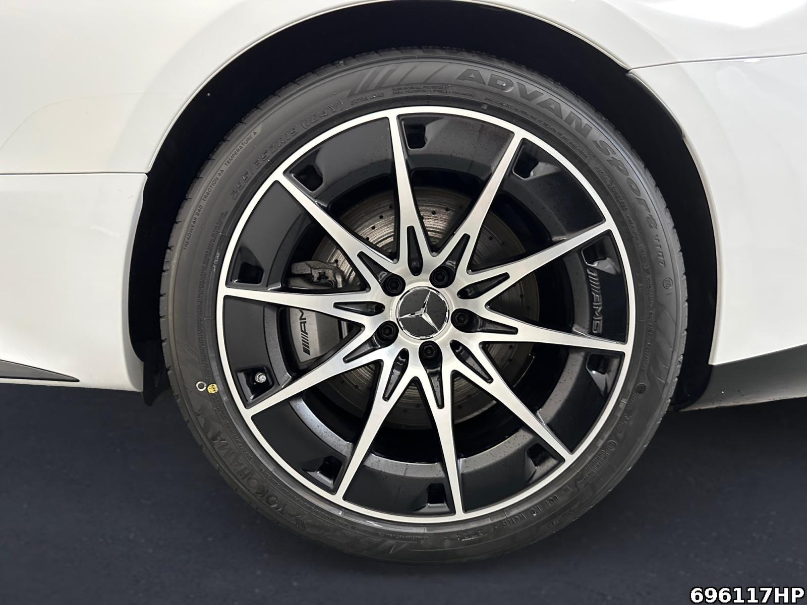 Fahrzeugabbildung Mercedes-Benz CLE 53 AMG 4M+ Night Pano BURMESTER 360° Memory