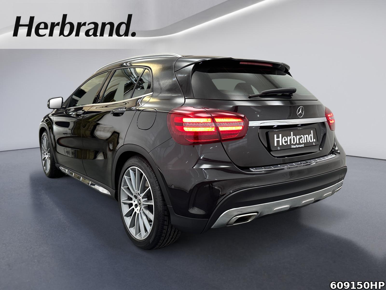 Fahrzeugabbildung Mercedes-Benz GLA 200 AMG Kamera LED 19