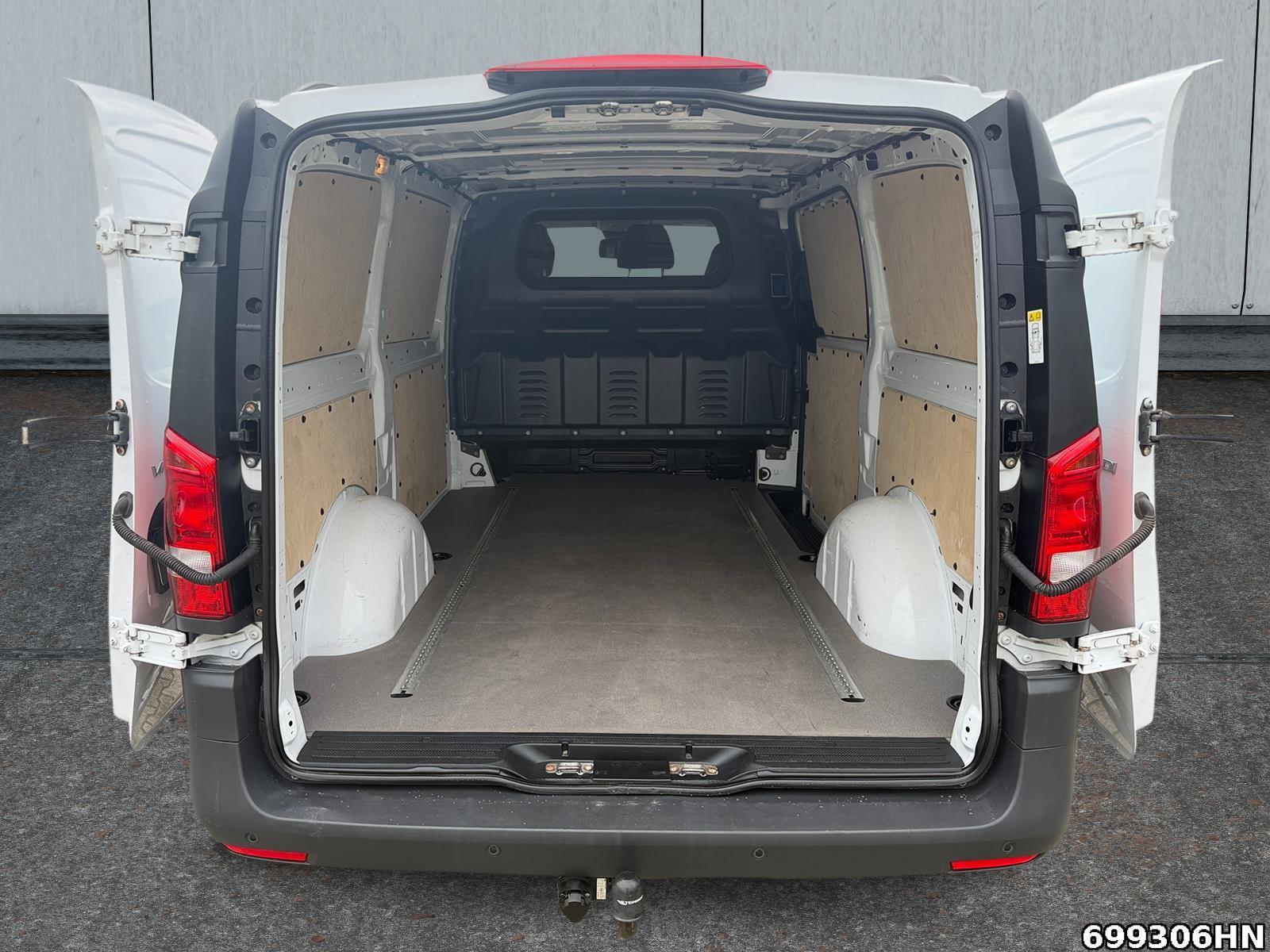 Fahrzeugabbildung Mercedes-Benz Vito 116 CDI *AHK*RFK*SHZ*KLIMA*TEMPOMAT*HECKTÜR
