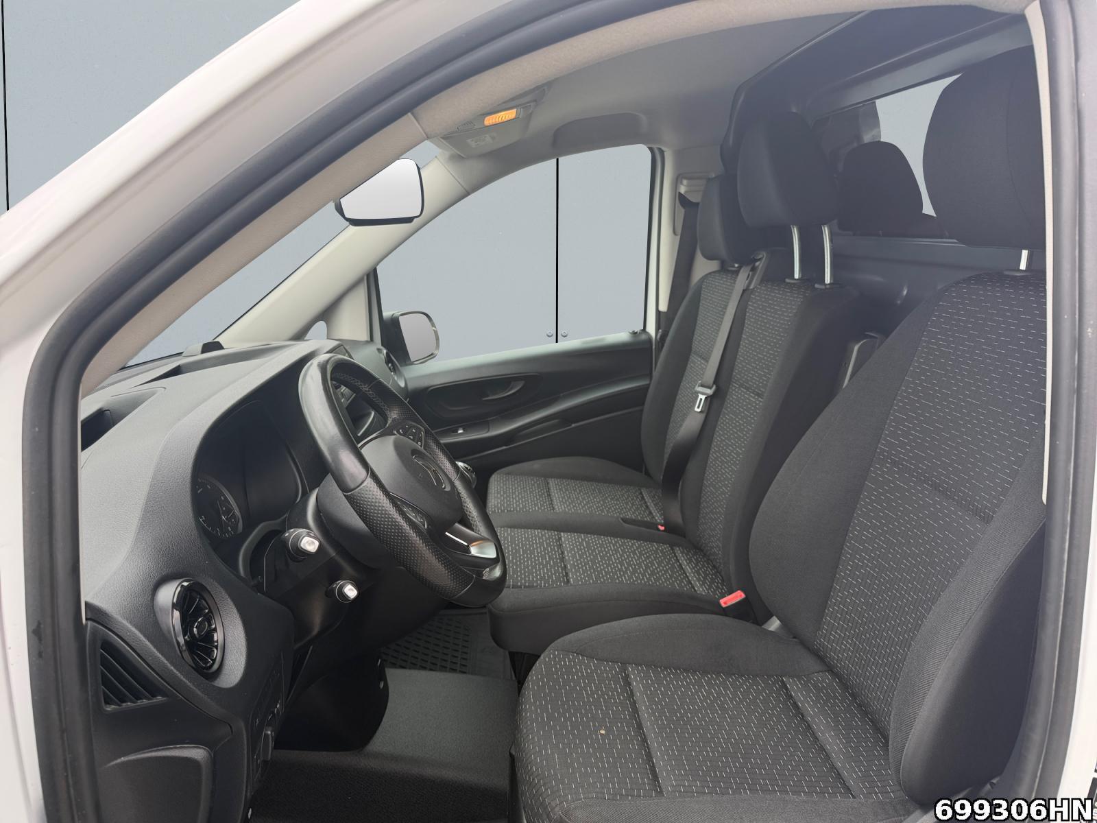Fahrzeugabbildung Mercedes-Benz Vito 116 CDI *AHK*RFK*SHZ*KLIMA*TEMPOMAT*HECKTÜR