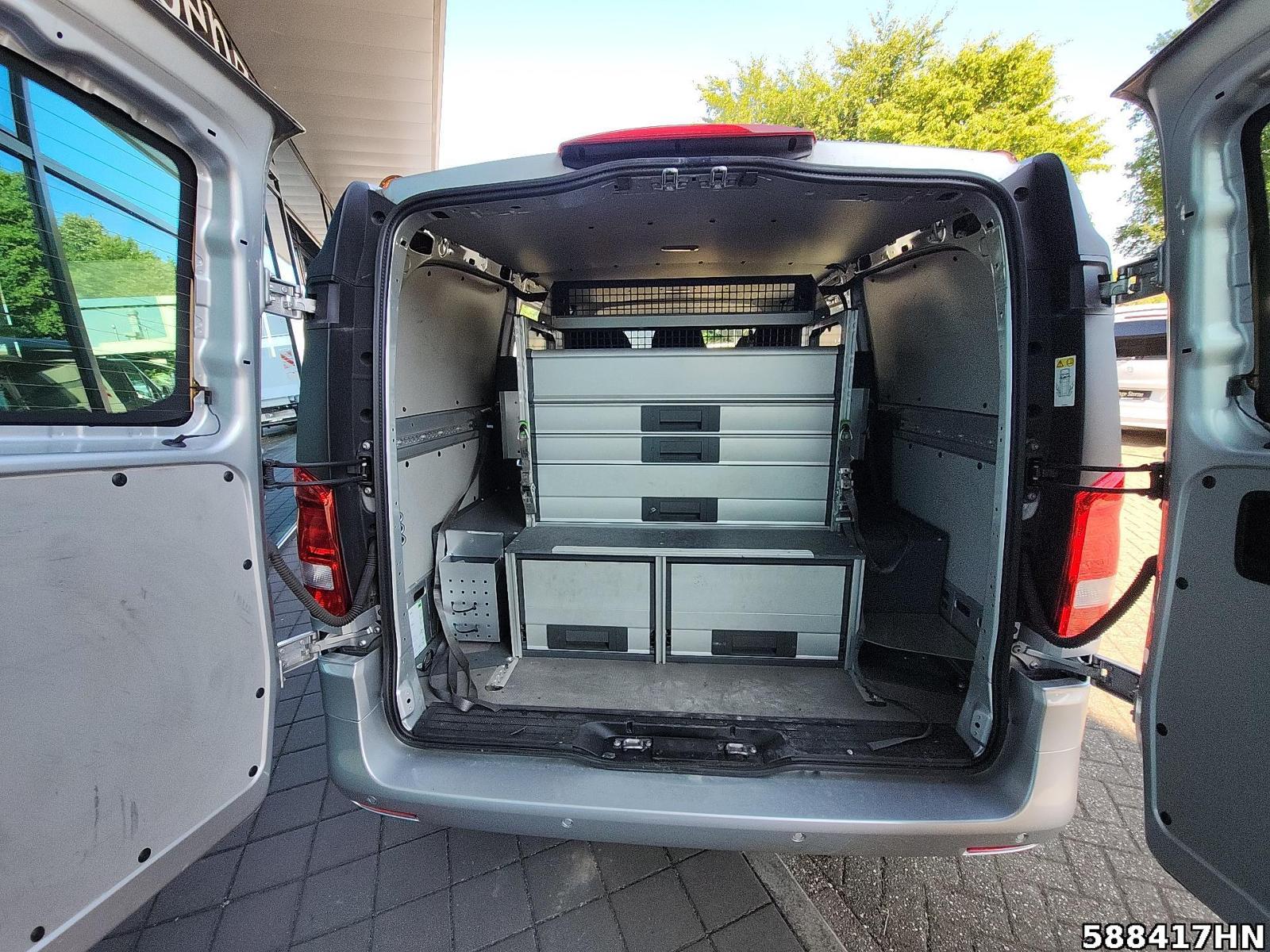 Fahrzeugabbildung Mercedes-Benz Vito 114 CDI Mixto Lang*Navi*6-Sitzer*PDC*Regal