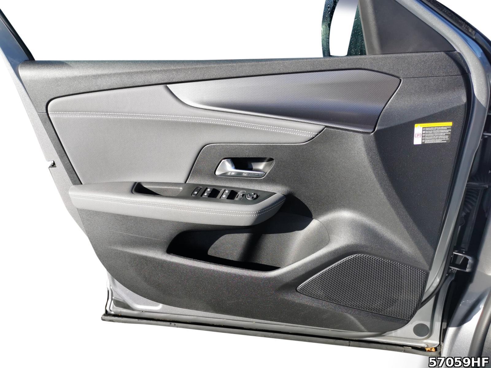 Fahrzeugabbildung Opel Mokka -e Elegance