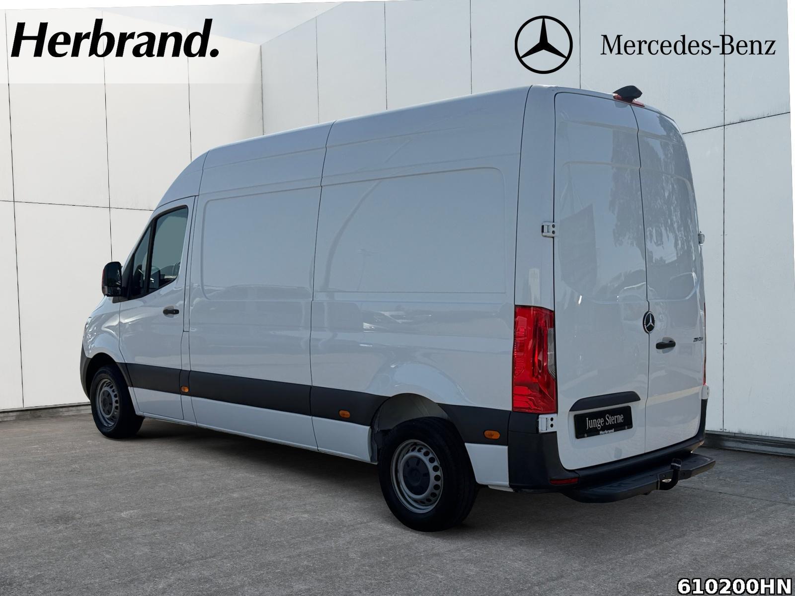 Fahrzeugabbildung Mercedes-Benz Sprinter 211 CDI *L2H2*AHK*Klima*Kamera*