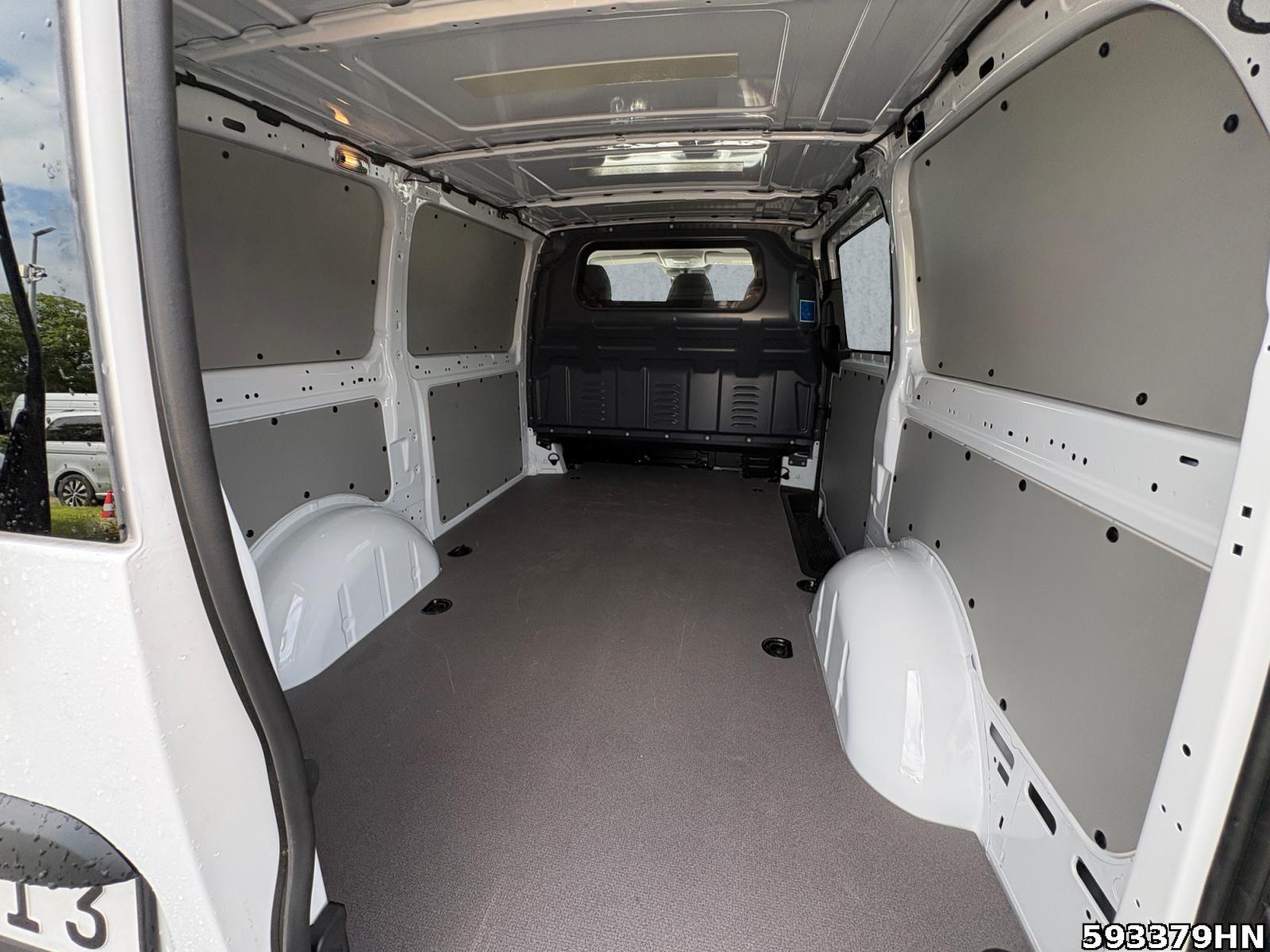 Fahrzeugabbildung Mercedes-Benz Vito 116 4x4 L *AHK*HECKTÜREN*CARPLAY*KLIMA*UVM*