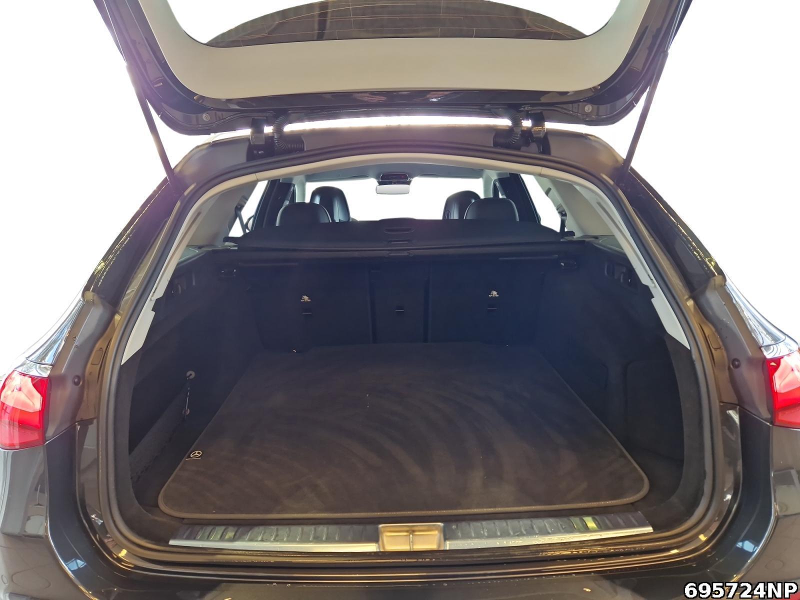 Fahrzeugabbildung Mercedes-Benz E 200 T Avantgarde AHK 360° DISTRONIC KEYLESS.