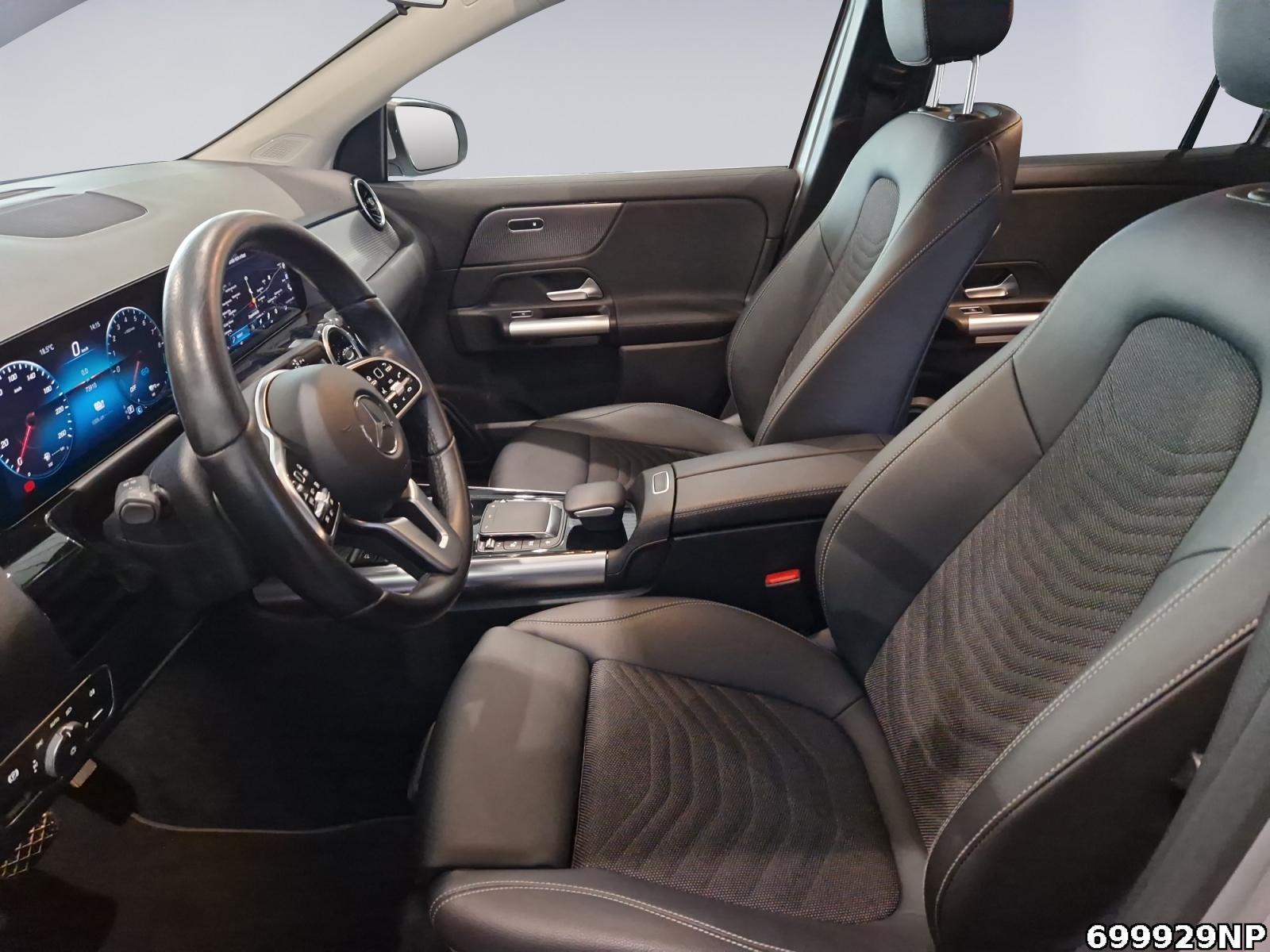 Fahrzeugabbildung Mercedes-Benz GLA 250 e Progressive LED AHK 360° Augmented R.