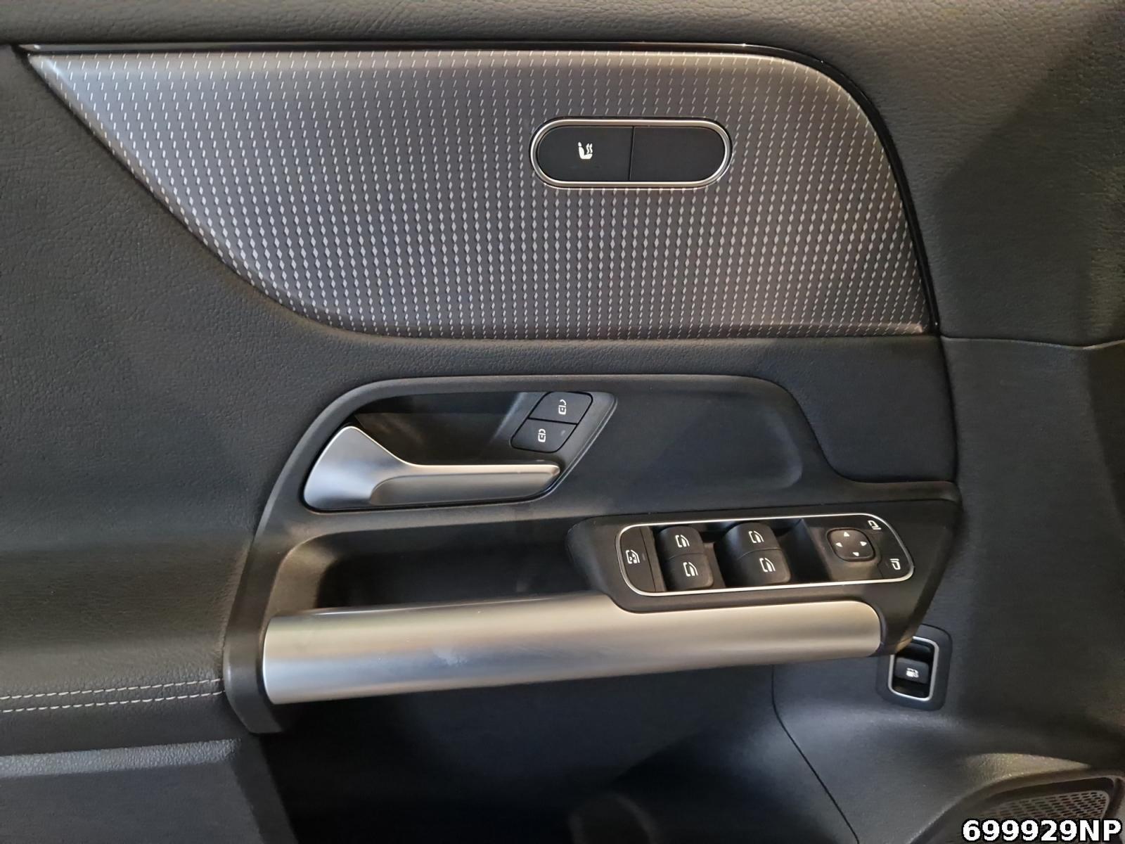 Fahrzeugabbildung Mercedes-Benz GLA 250 e Progressive LED AHK 360° Augmented R.