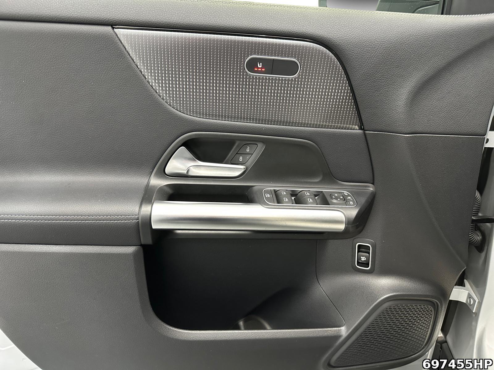 Fahrzeugabbildung Mercedes-Benz GLA 200 Progressive LED CarPlay Totw Easypack
