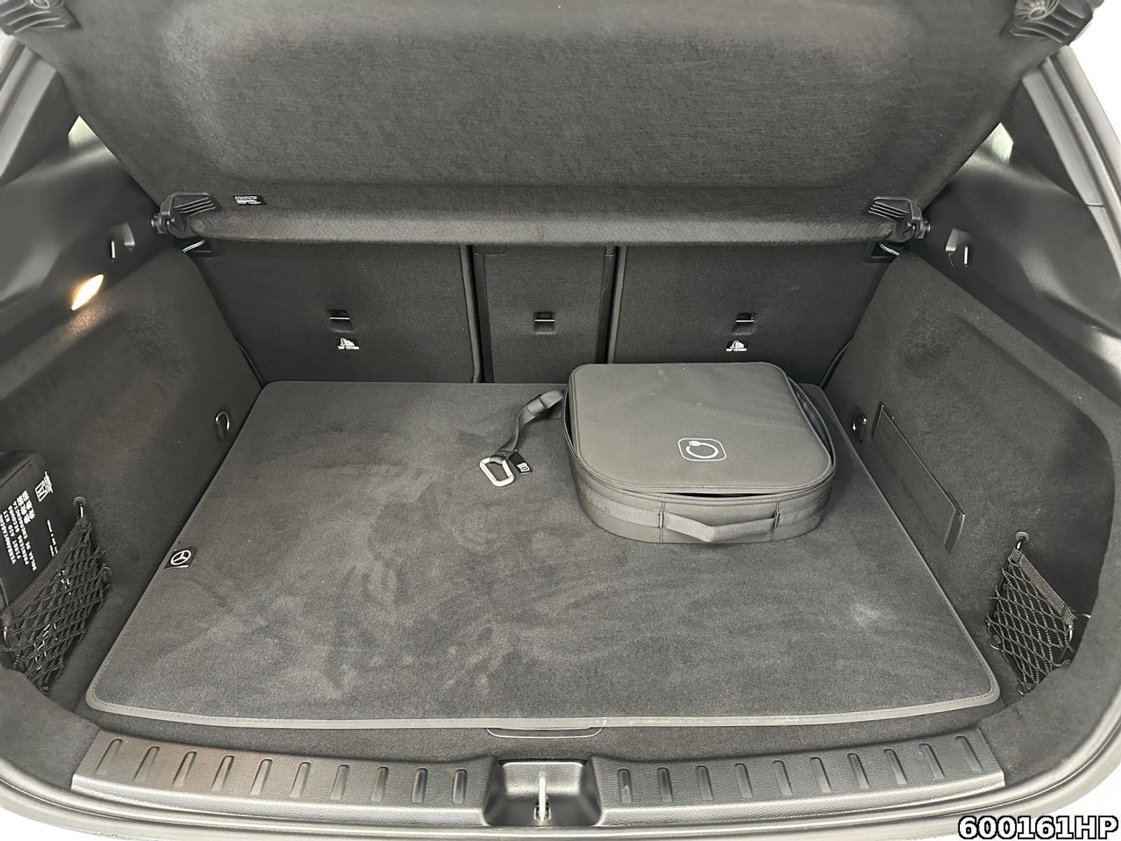 Fahrzeugabbildung Mercedes-Benz EQA Progressive Distronic 360° Adv. Sound