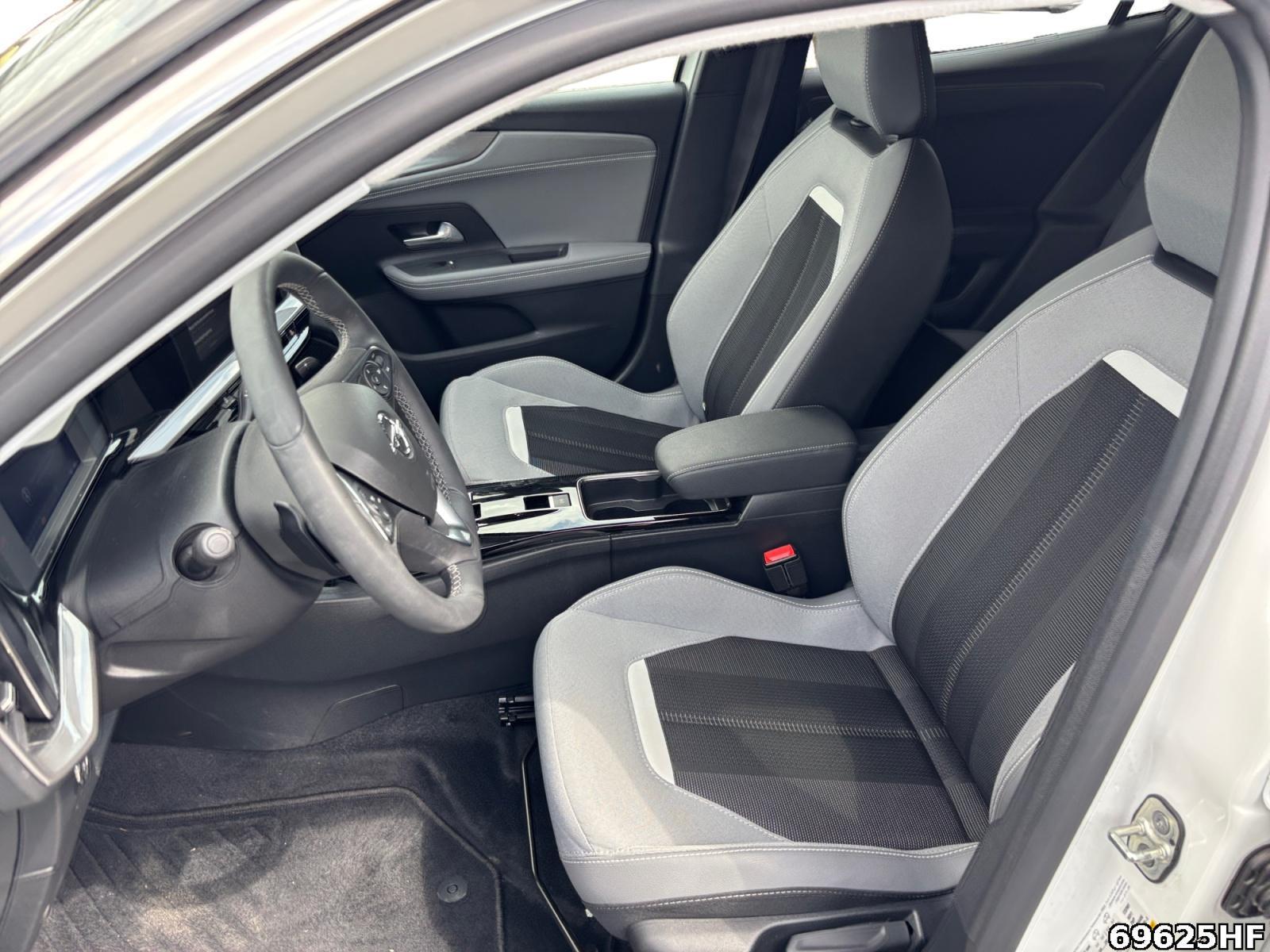 Fahrzeugabbildung Opel Mokka 1.2 Turbo Elegance (EURO 6e)