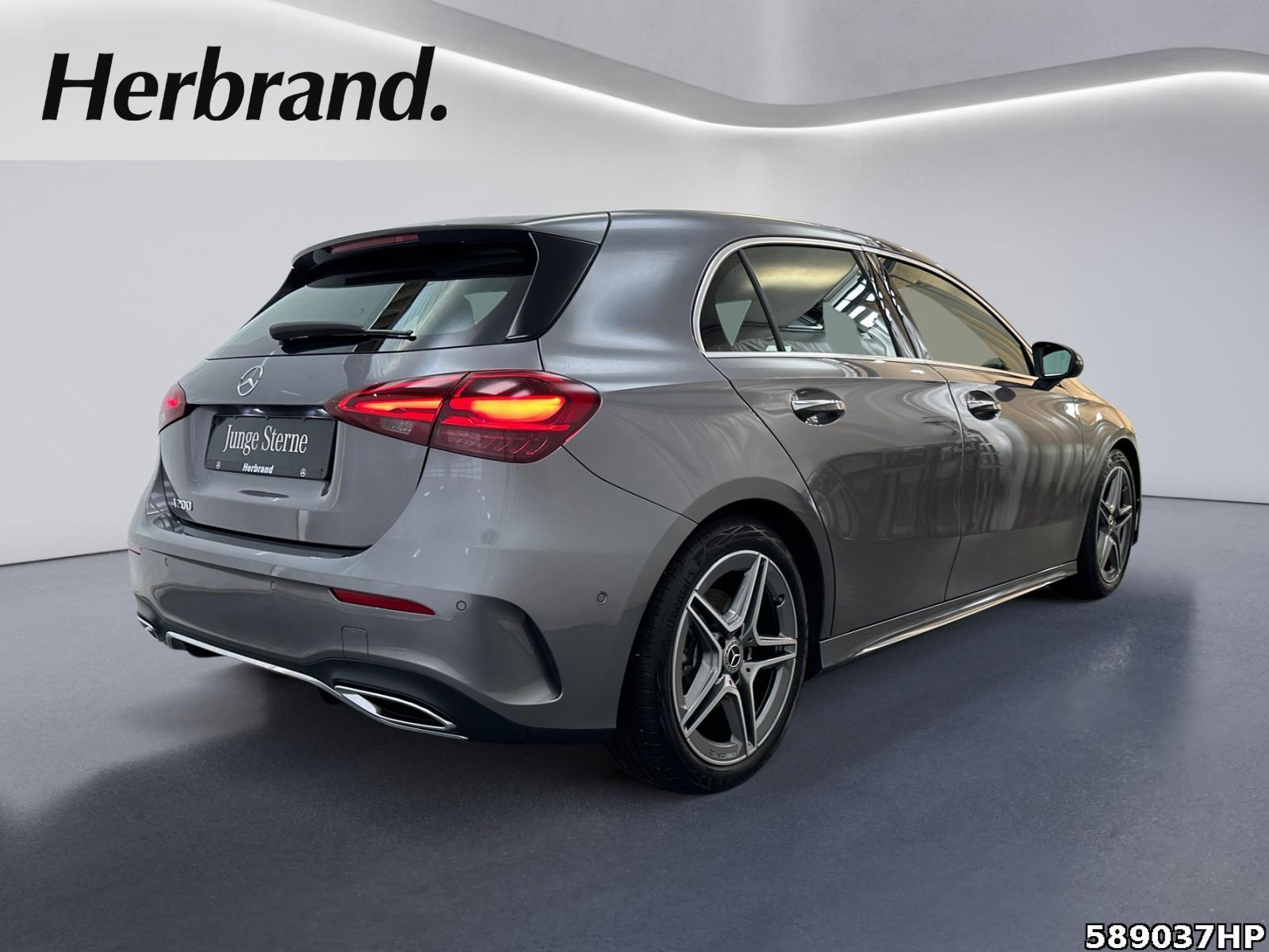 Fahrzeugabbildung Mercedes-Benz A 200 AMG AHK Distronic Sitzhzg Rückfahrkamera.