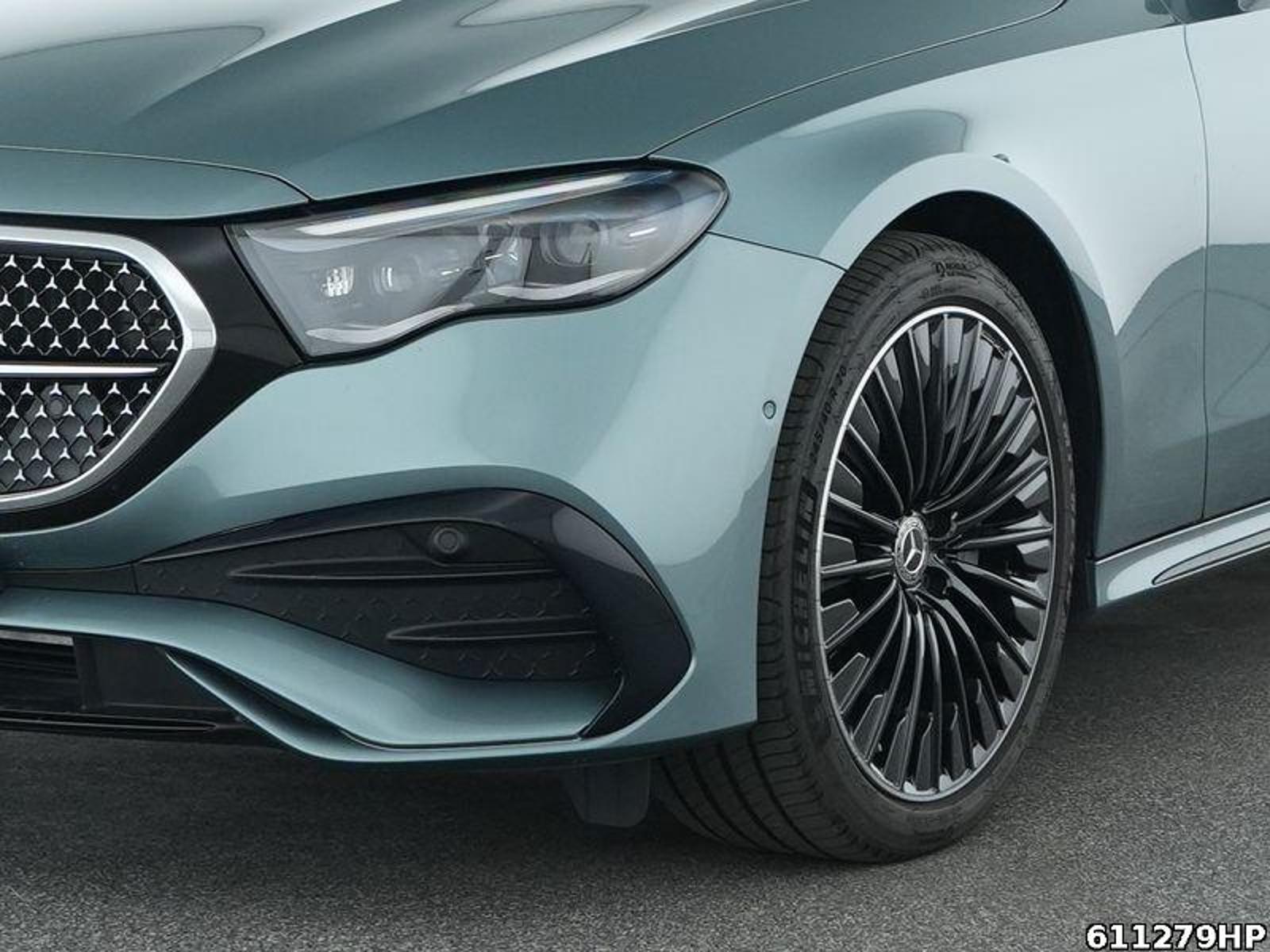 Fahrzeugabbildung Mercedes-Benz E 300 e T AMG Pano AHK Night Distronic Airmatic
