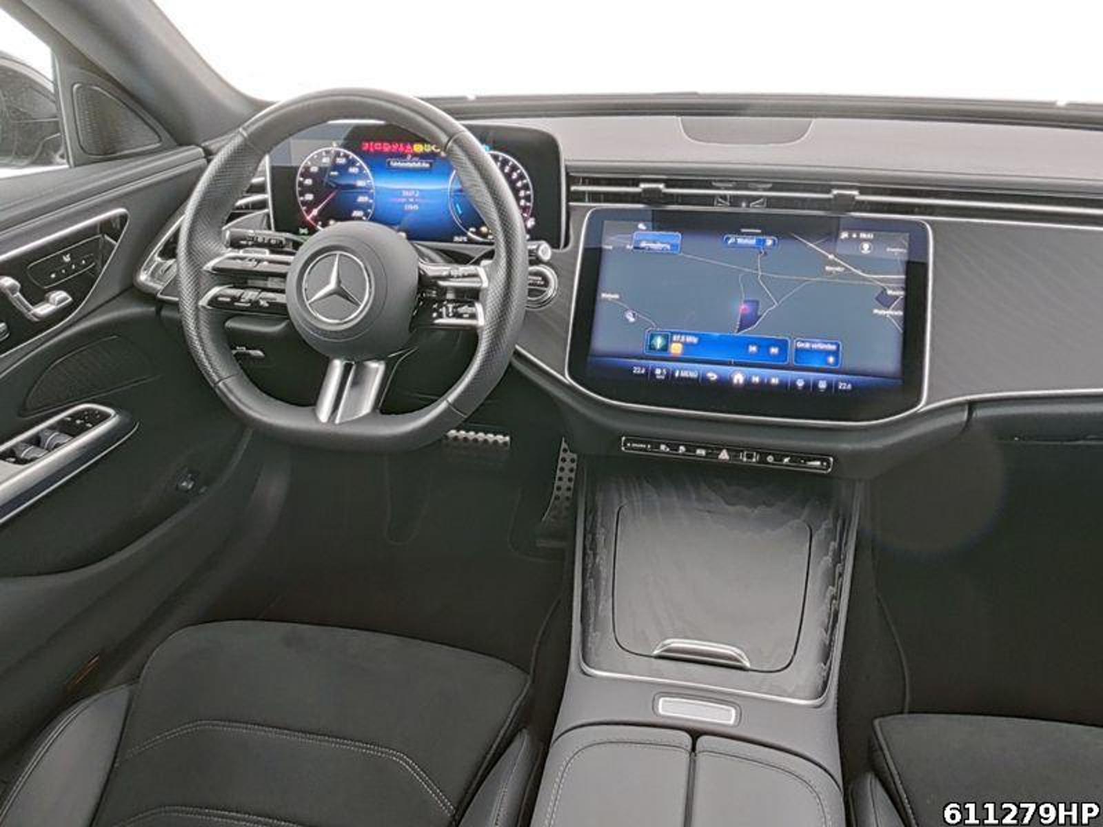 Fahrzeugabbildung Mercedes-Benz E 300 e T AMG Pano AHK Night Distronic Airmatic
