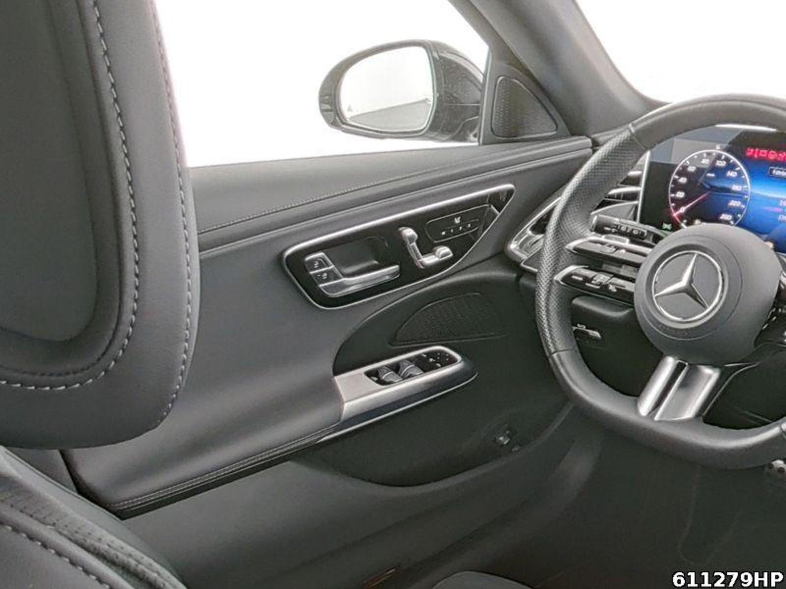 Fahrzeugabbildung Mercedes-Benz E 300 e T AMG Pano AHK Night Distronic Airmatic
