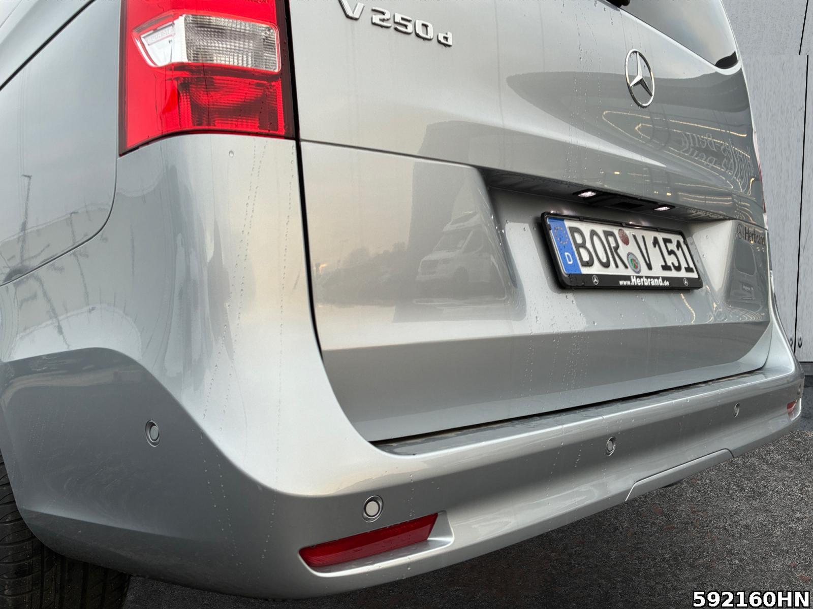 Fahrzeugabbildung Mercedes-Benz V 250 XXL STANDHEIZUNG*AHK*LENKRAD-HEIZUNG*TISCH