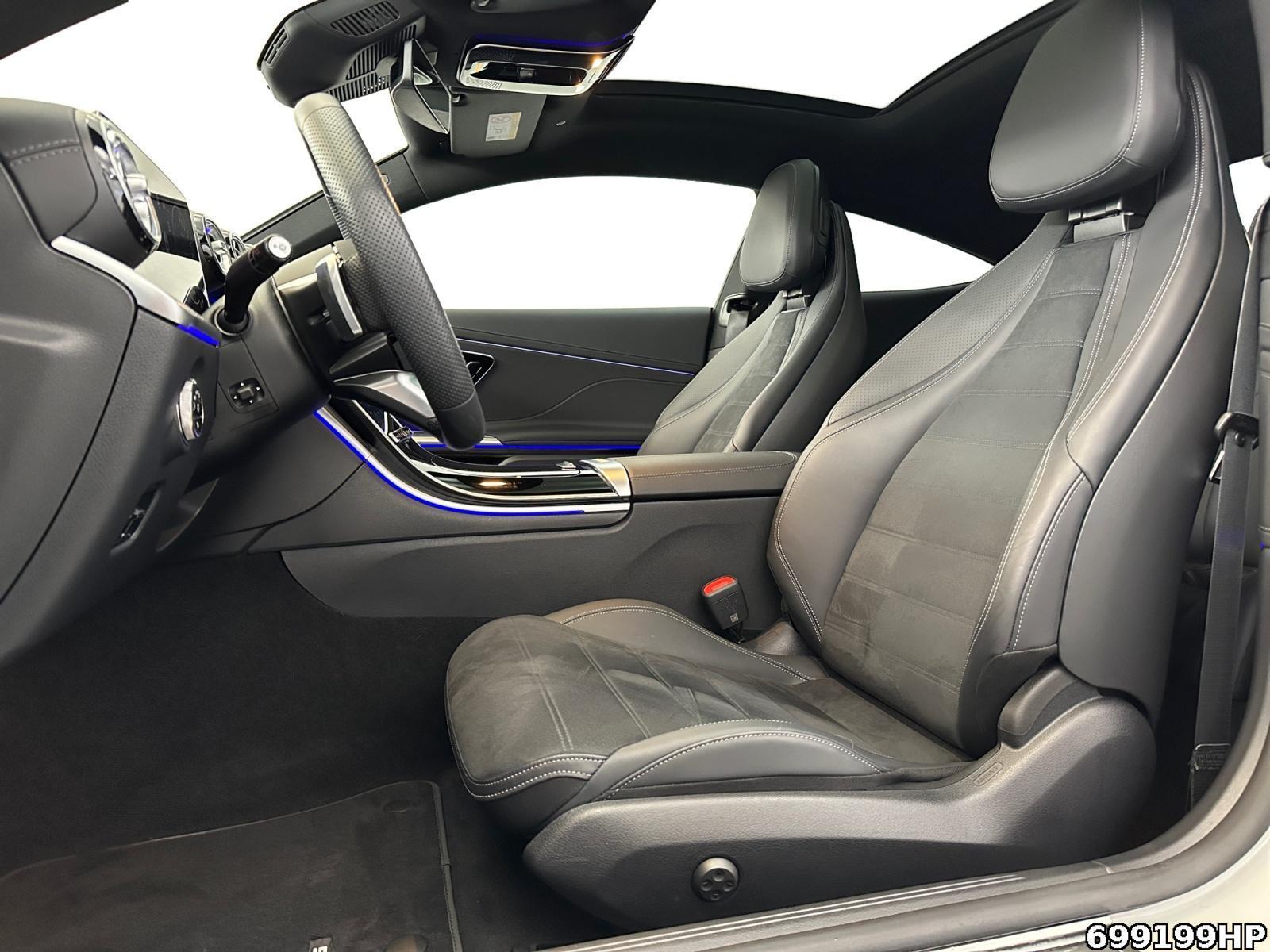 Fahrzeugabbildung Mercedes-Benz CLE 300 e AMG Burmester HUD Digital-Light 360°