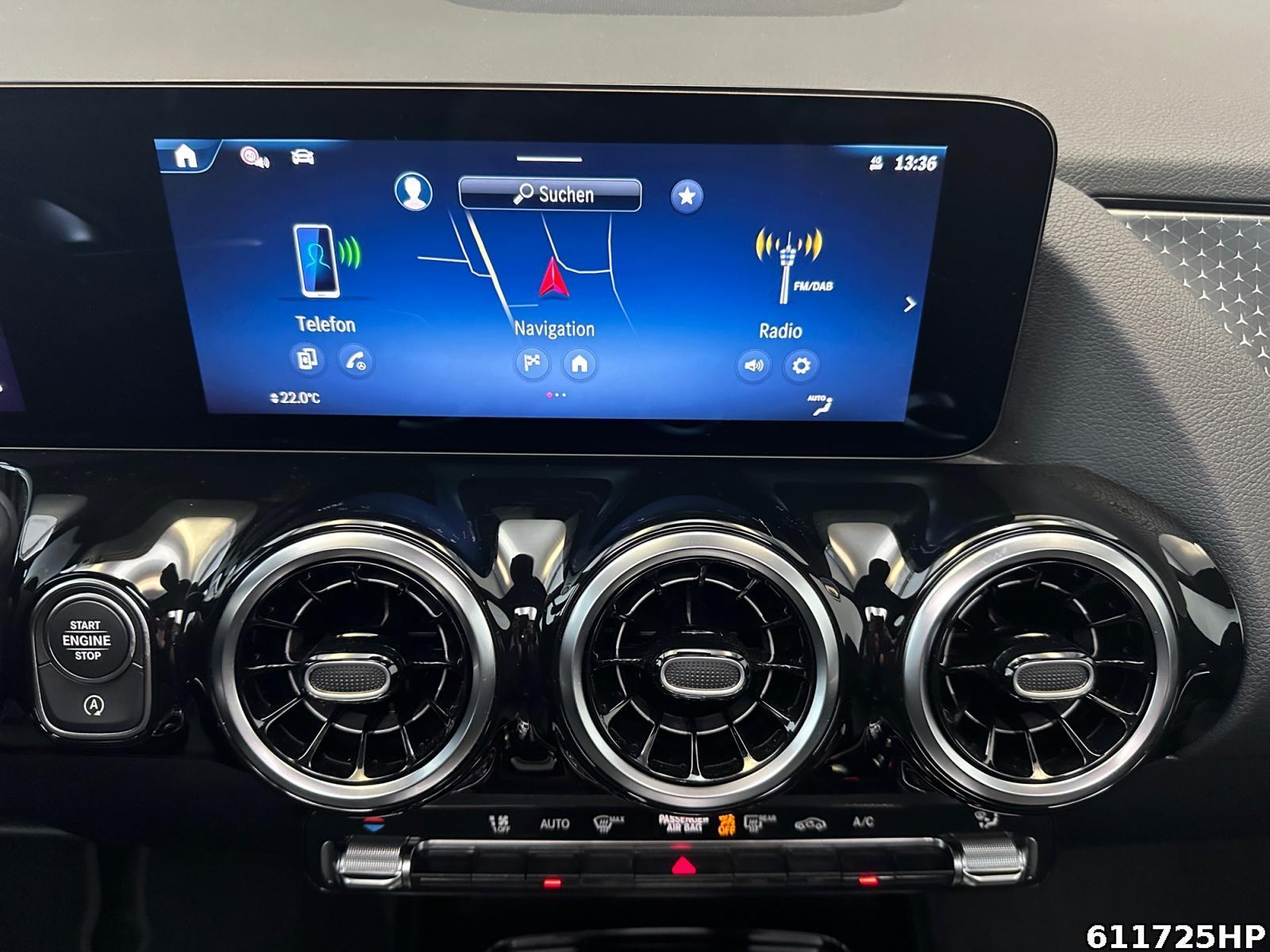 Fahrzeugabbildung Mercedes-Benz B 200 Progressive Pano AHK Kamera CarPlay LED