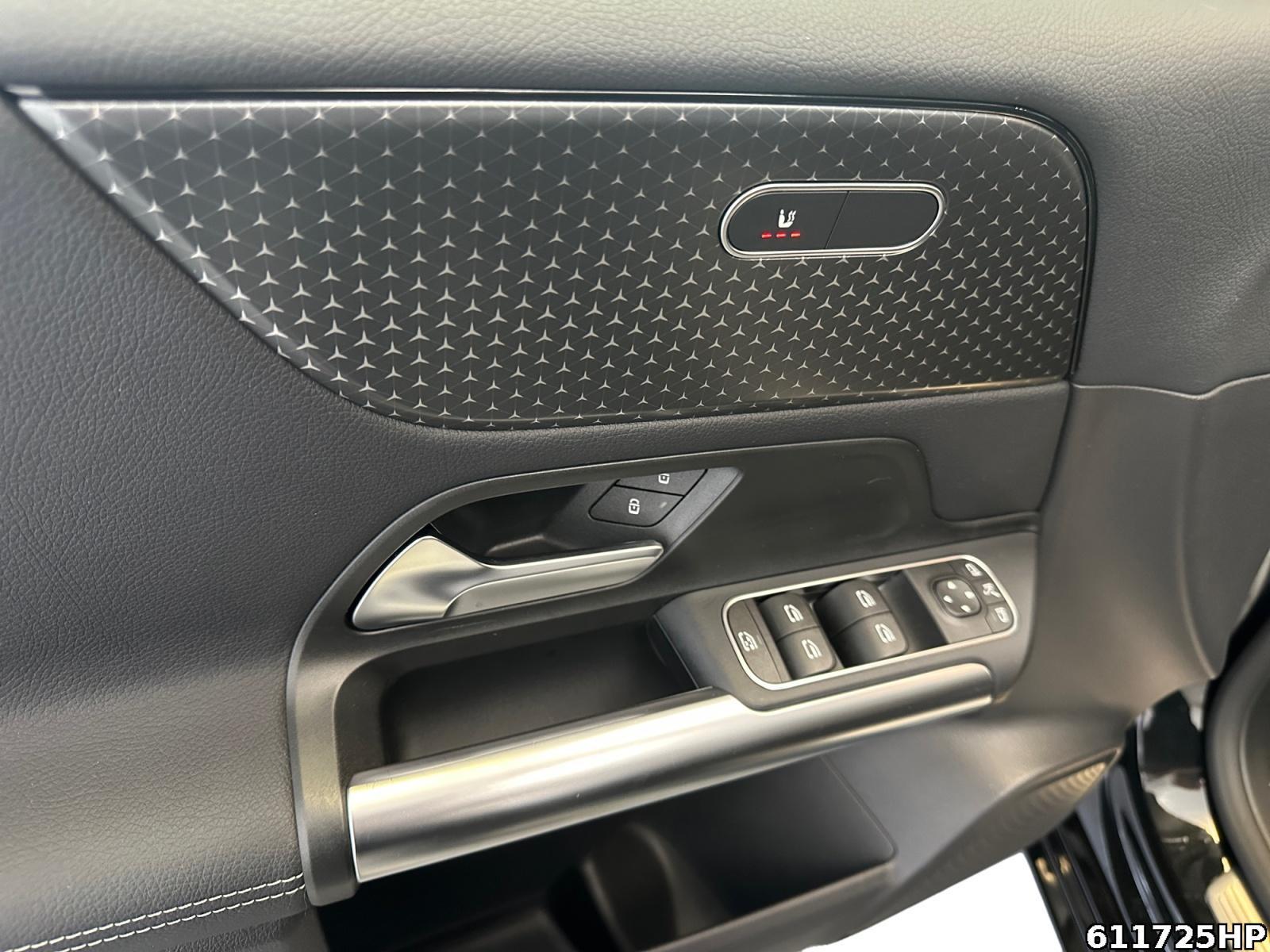 Fahrzeugabbildung Mercedes-Benz B 200 Progressive Pano AHK Kamera CarPlay LED