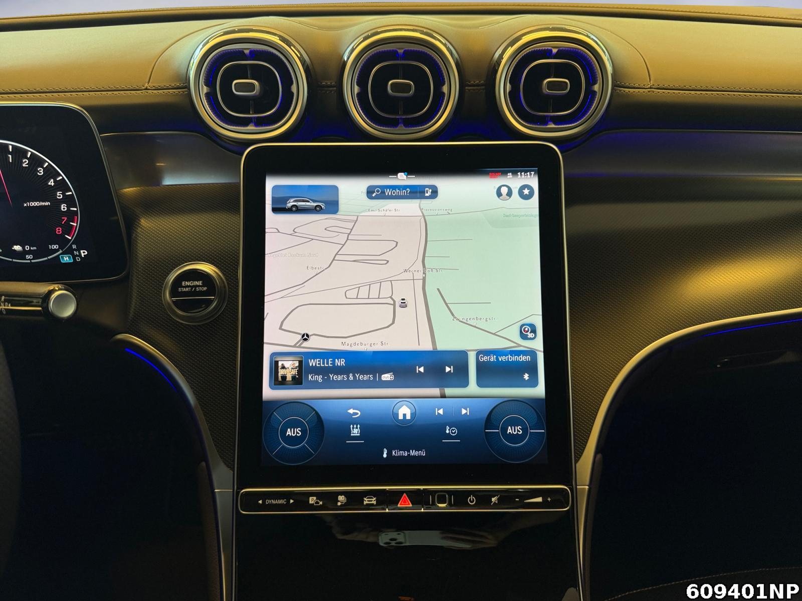 Fahrzeugabbildung Mercedes-Benz GLC 300 e 4M AMG Digital-Light Distronic Memory